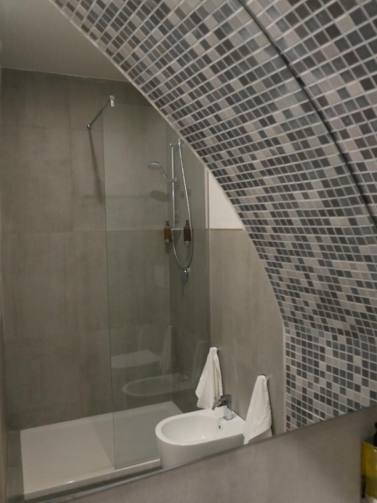 One-Bedroom Apartment - Photo 22