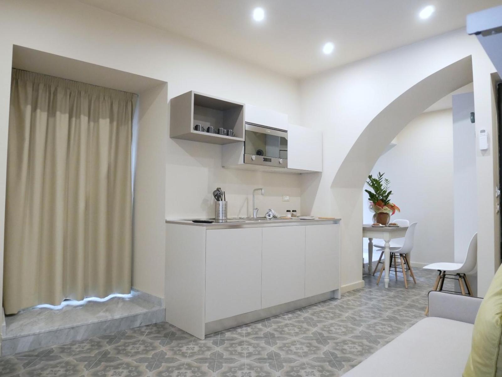 One-Bedroom Apartment - Photo 18