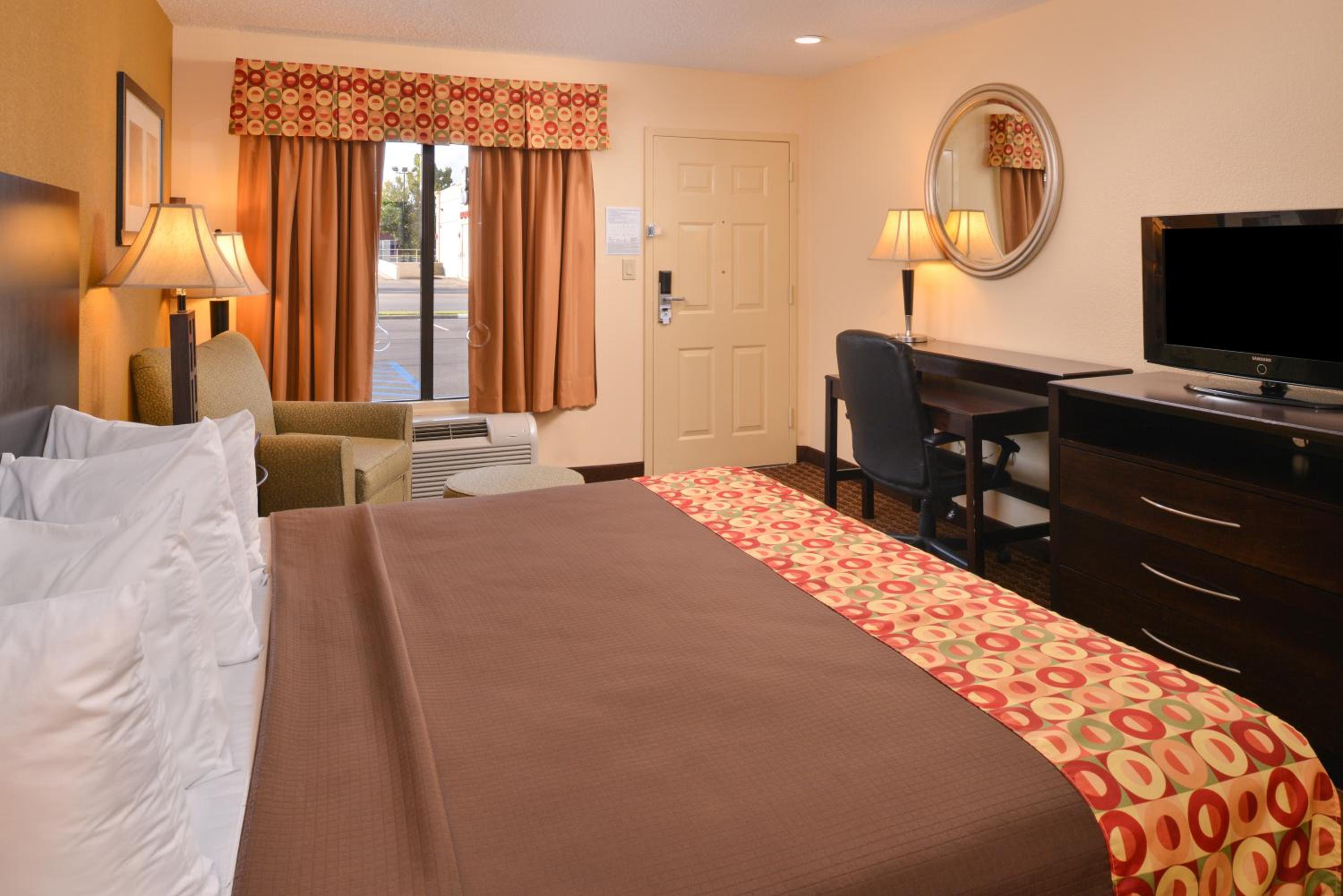 King Room - Disability Access photo 1