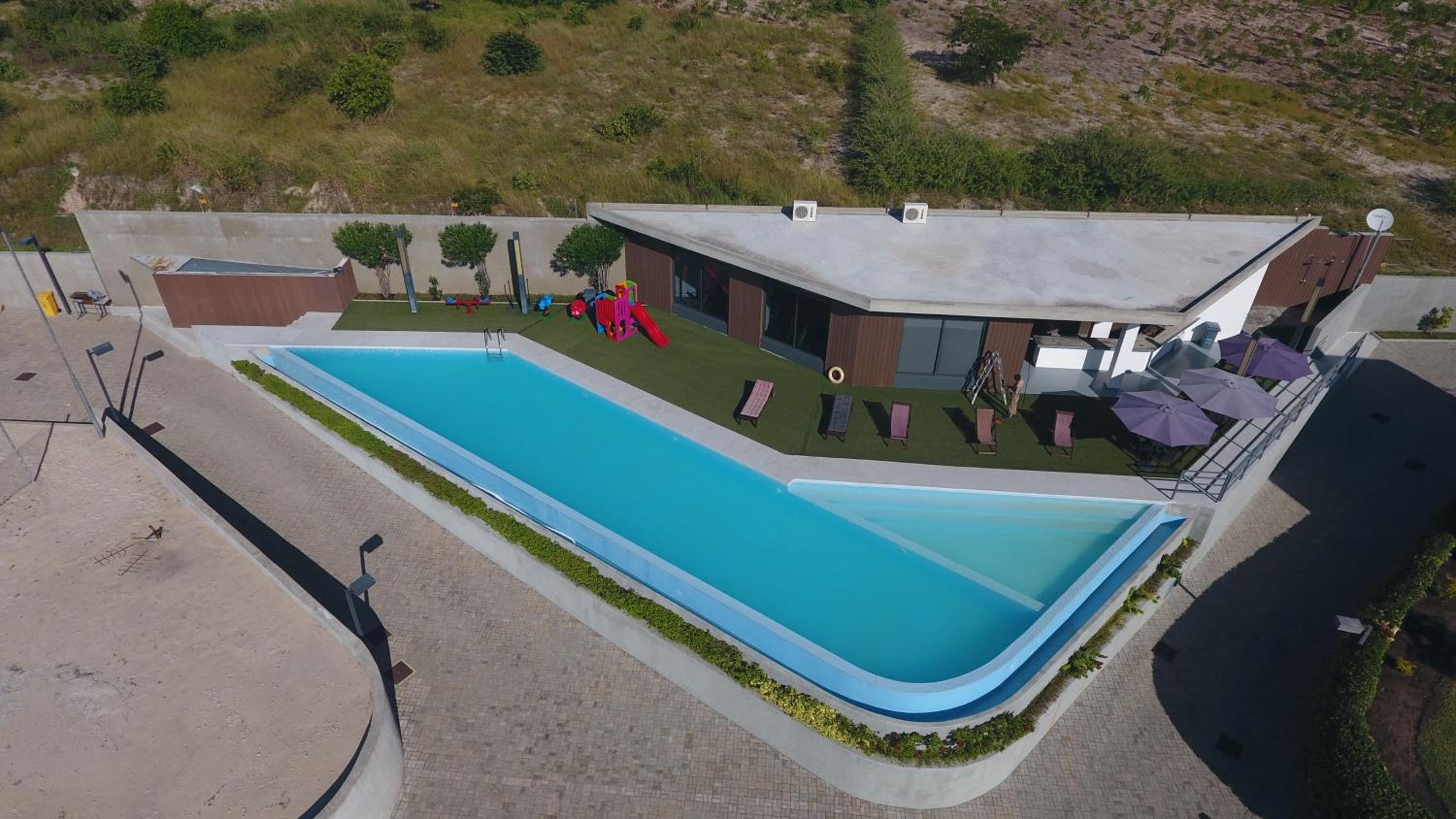 Villa photo 2