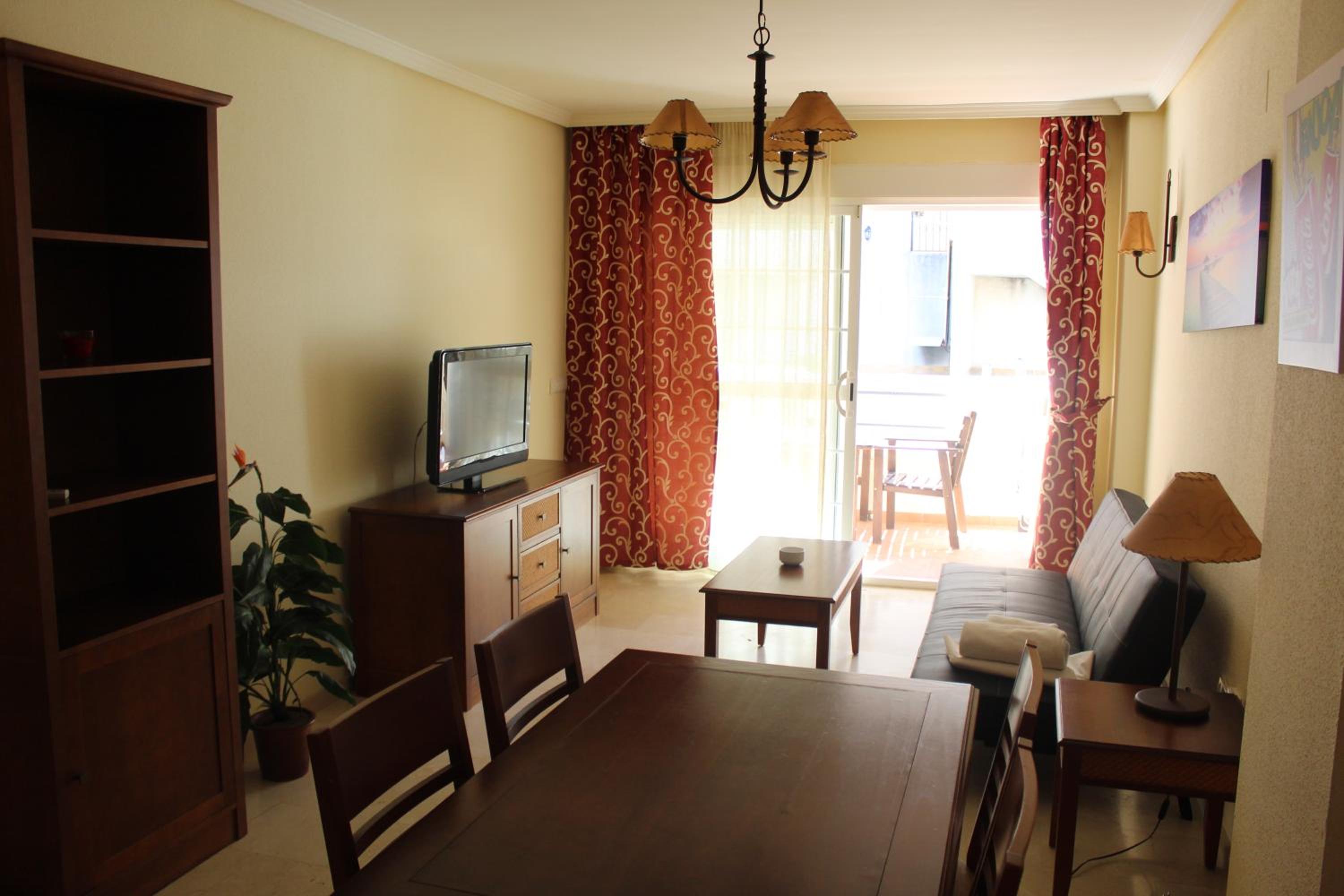 Apartamento con vista a la piscina