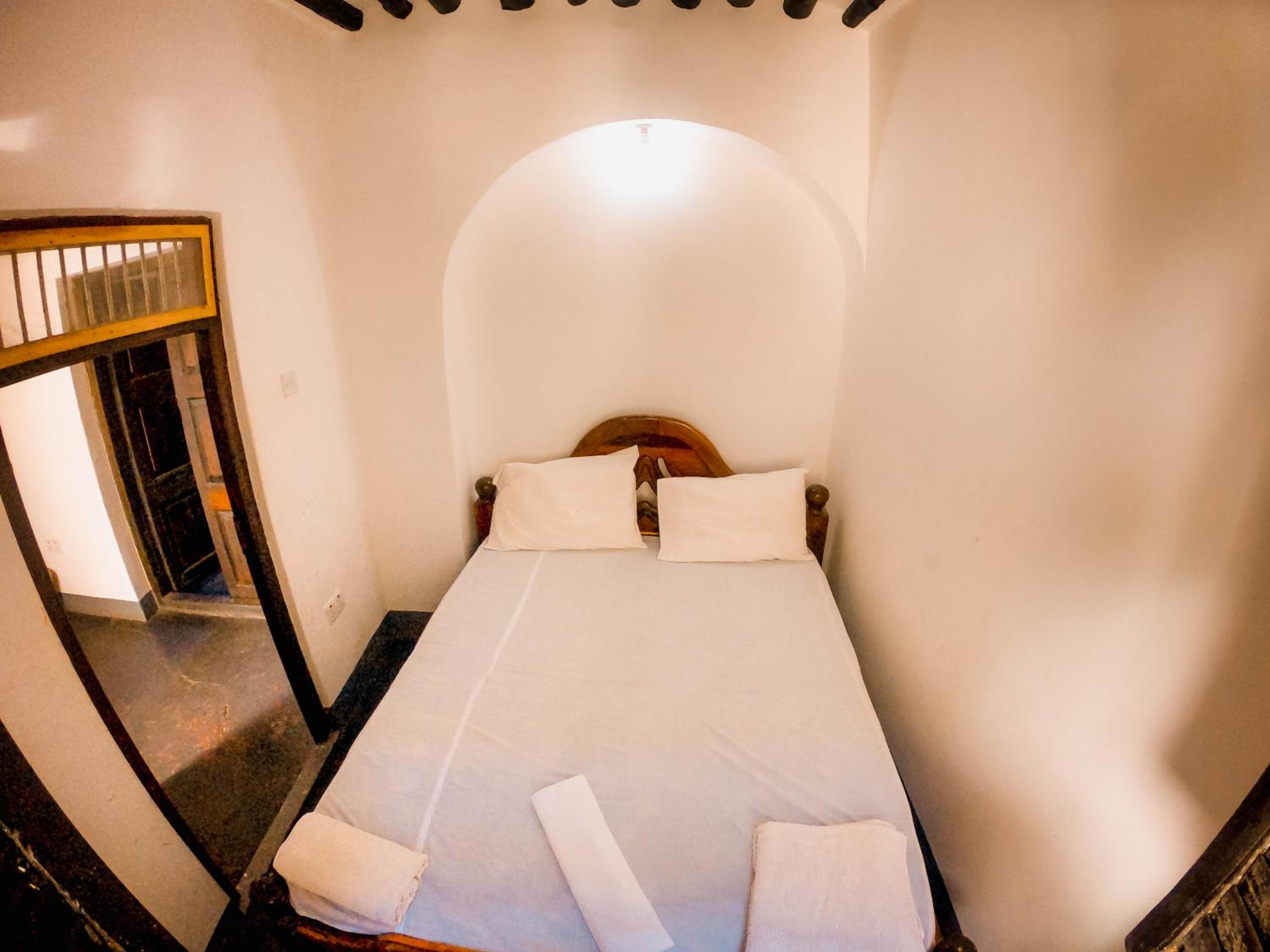 Small Double Room photo 2