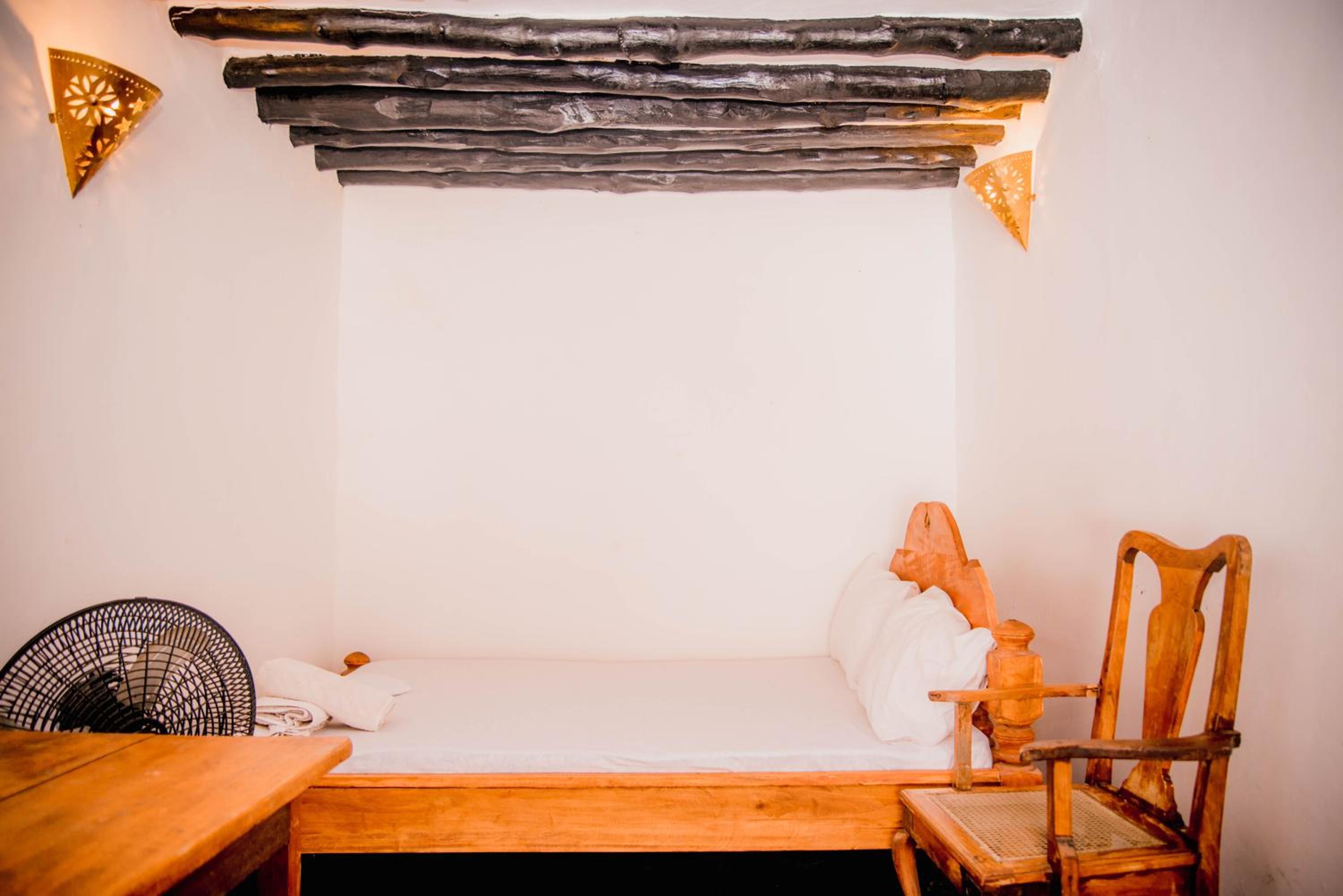 Economy Double or Twin Room photo 2