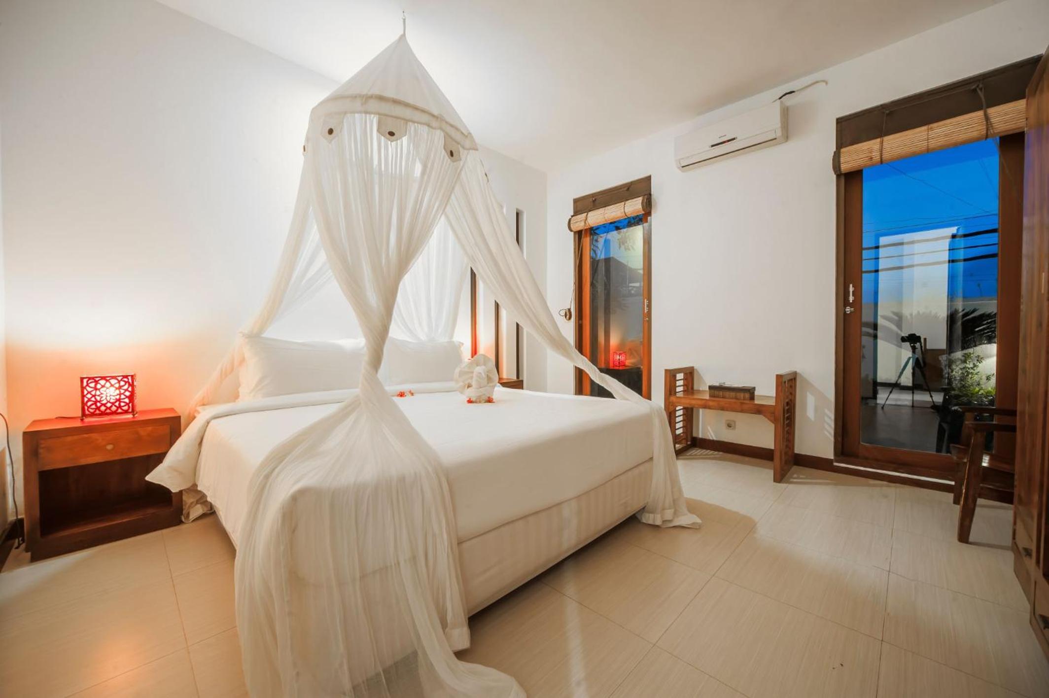 Villa - Photo 14
