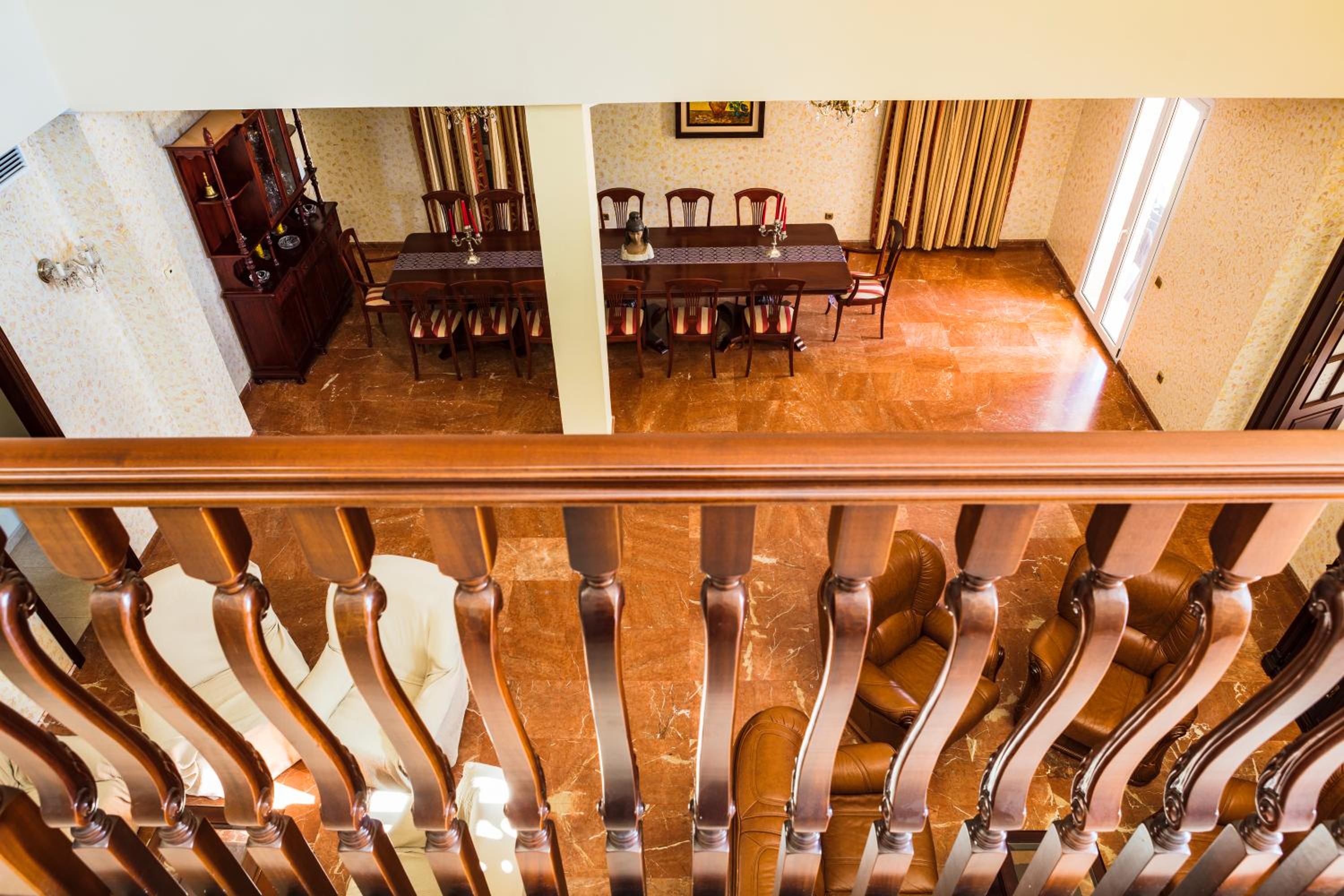 Villa photo 3