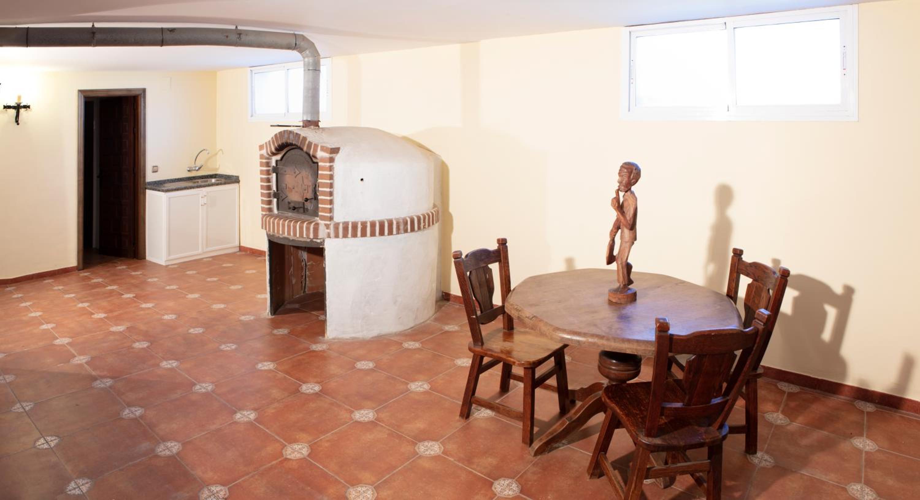 Villa photo 2