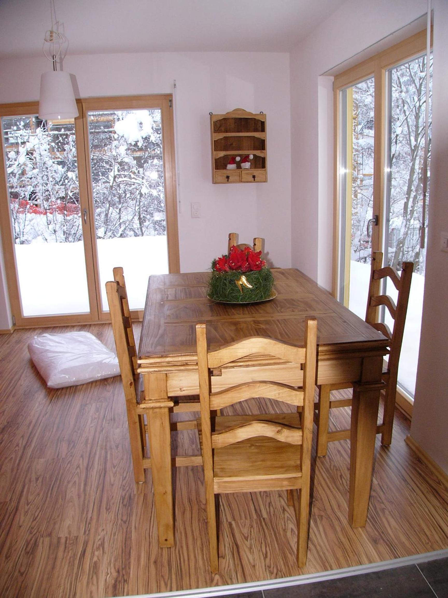 Four-Bedroom House photo 3