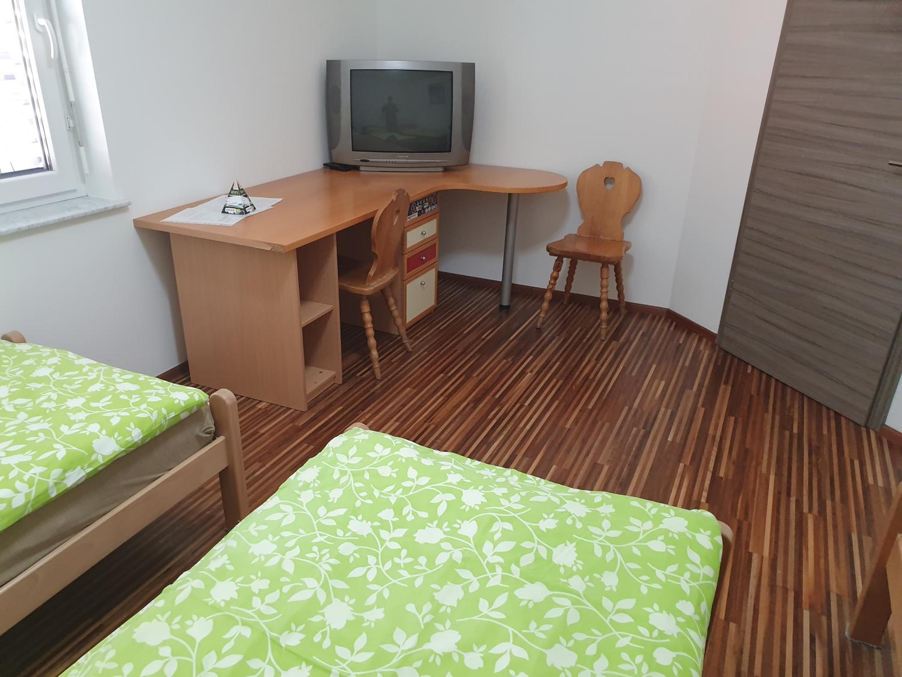 Apartment - Ground Floor - Photo 6