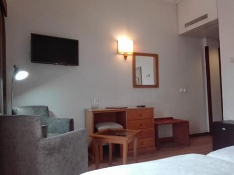 Double or Twin Room - Photo 1