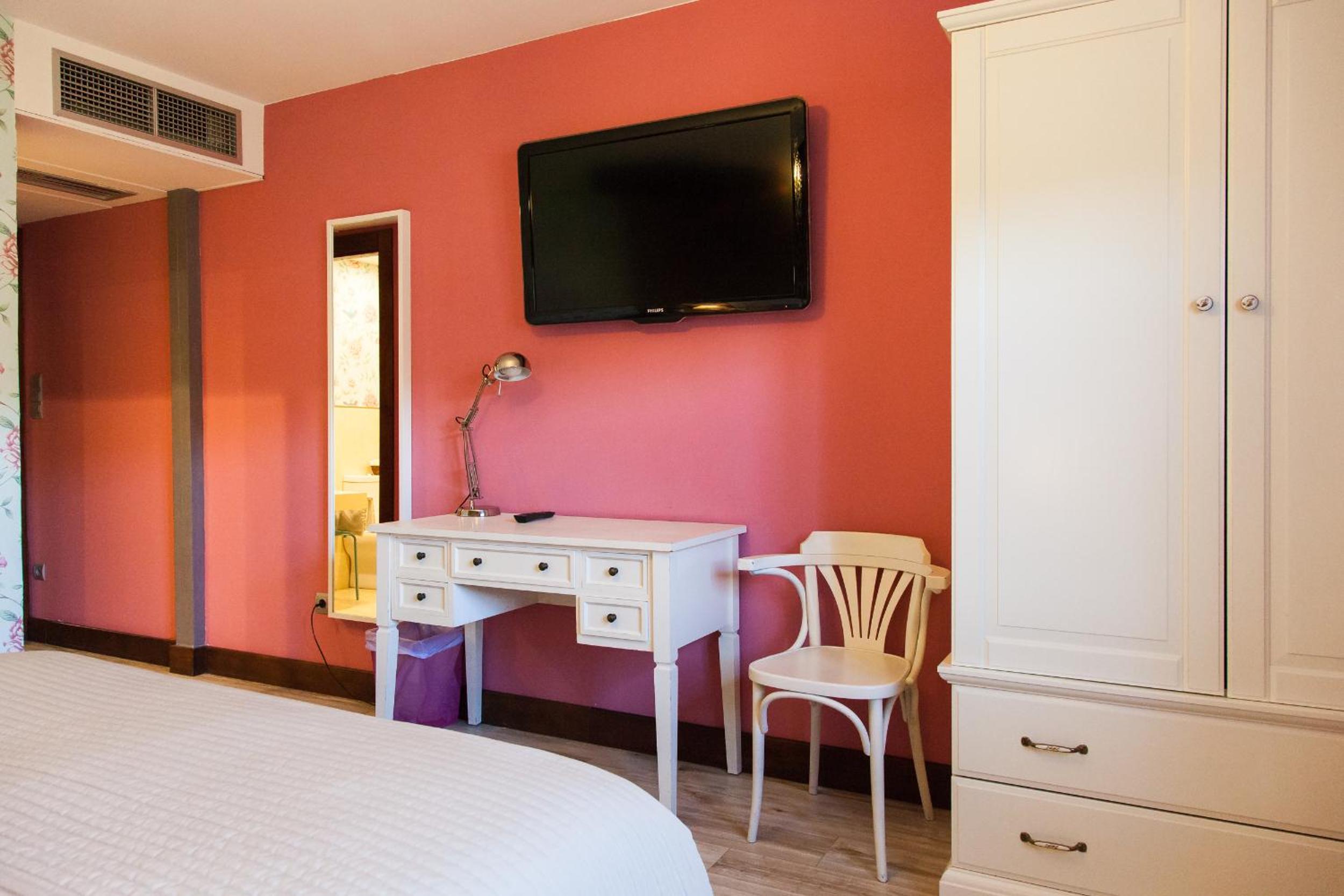Double or Twin Room photo 2
