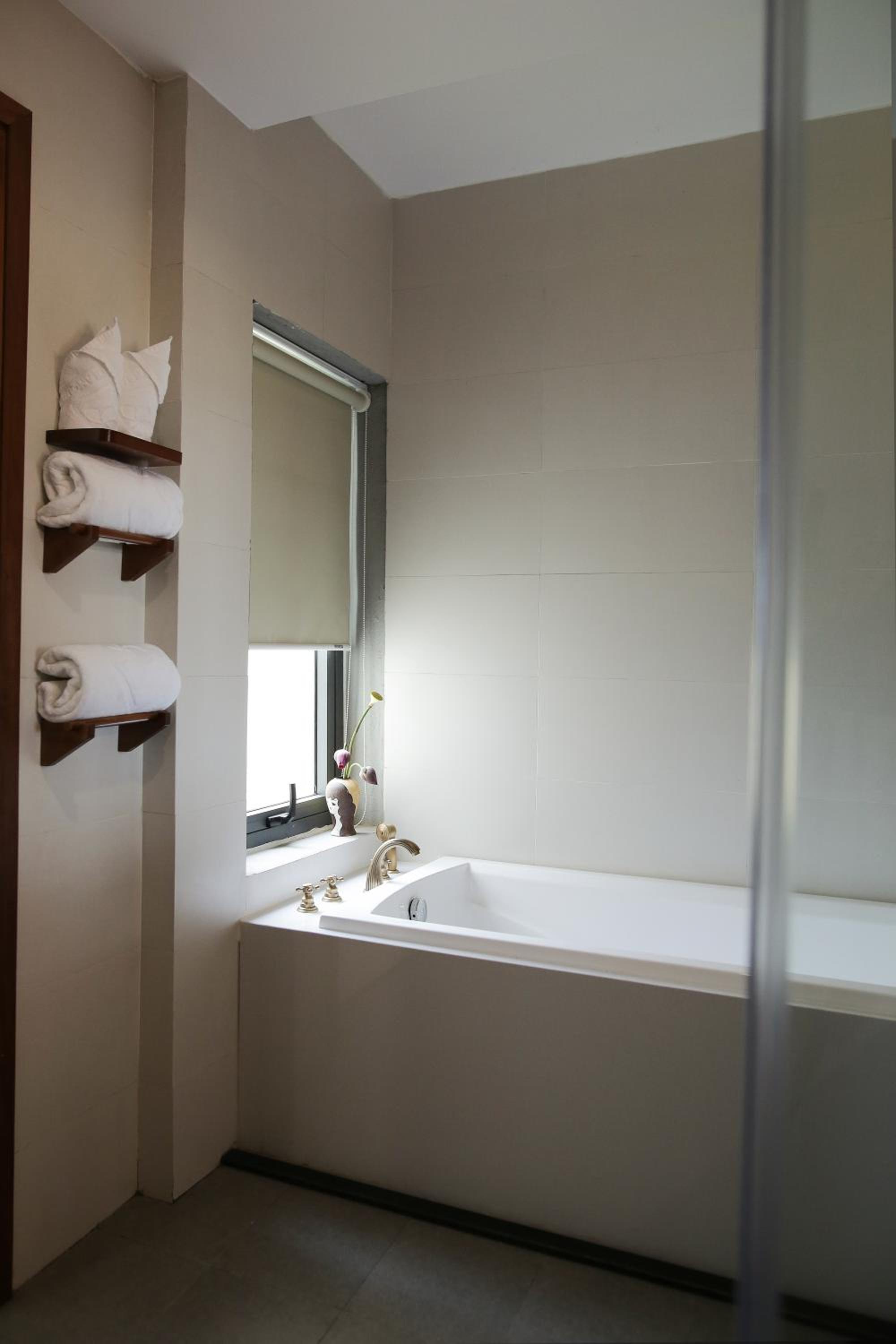 Grand Deluxe Double Room Rice field View - Photo 5