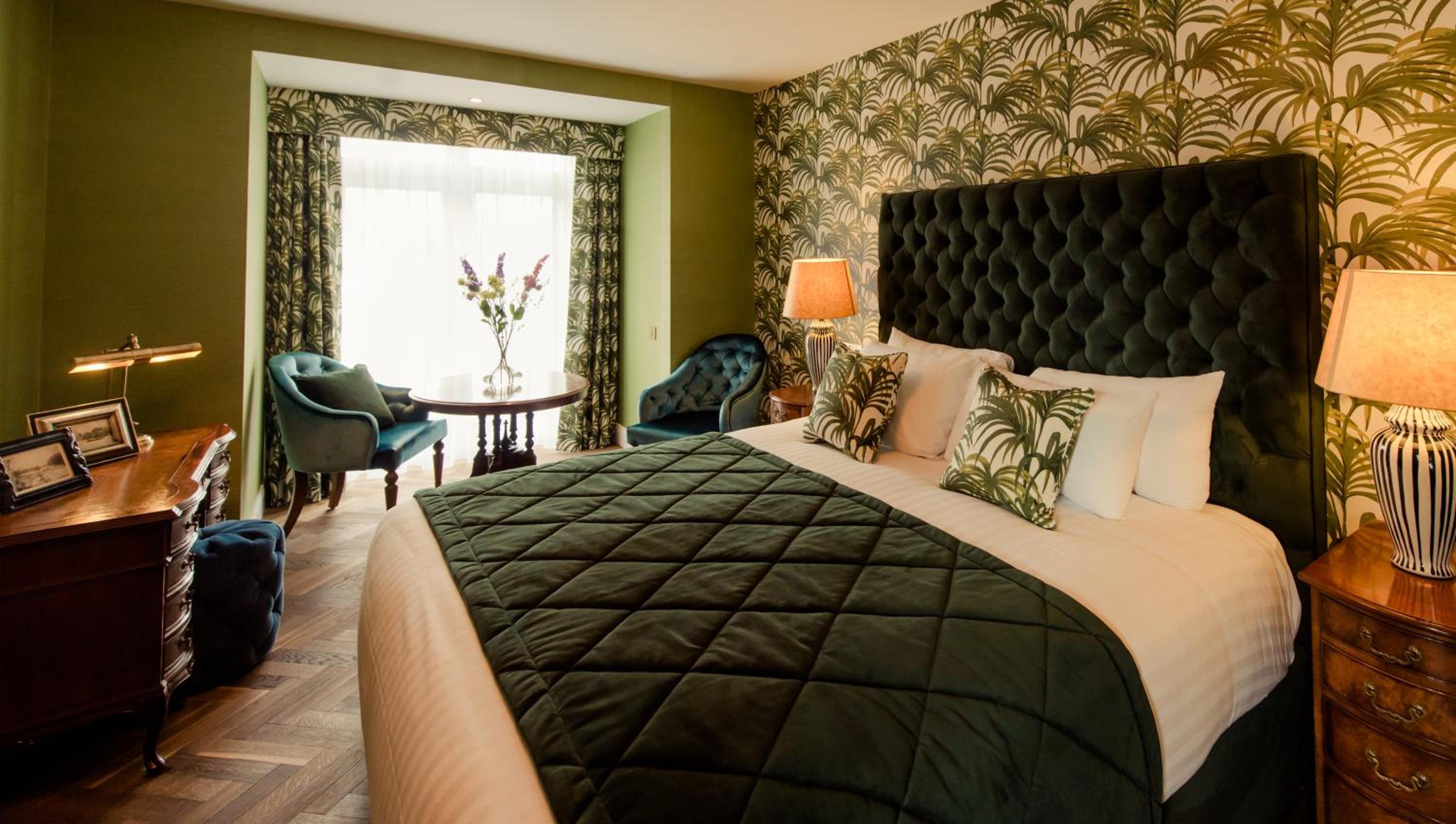 Coach House Room - Photo 12
