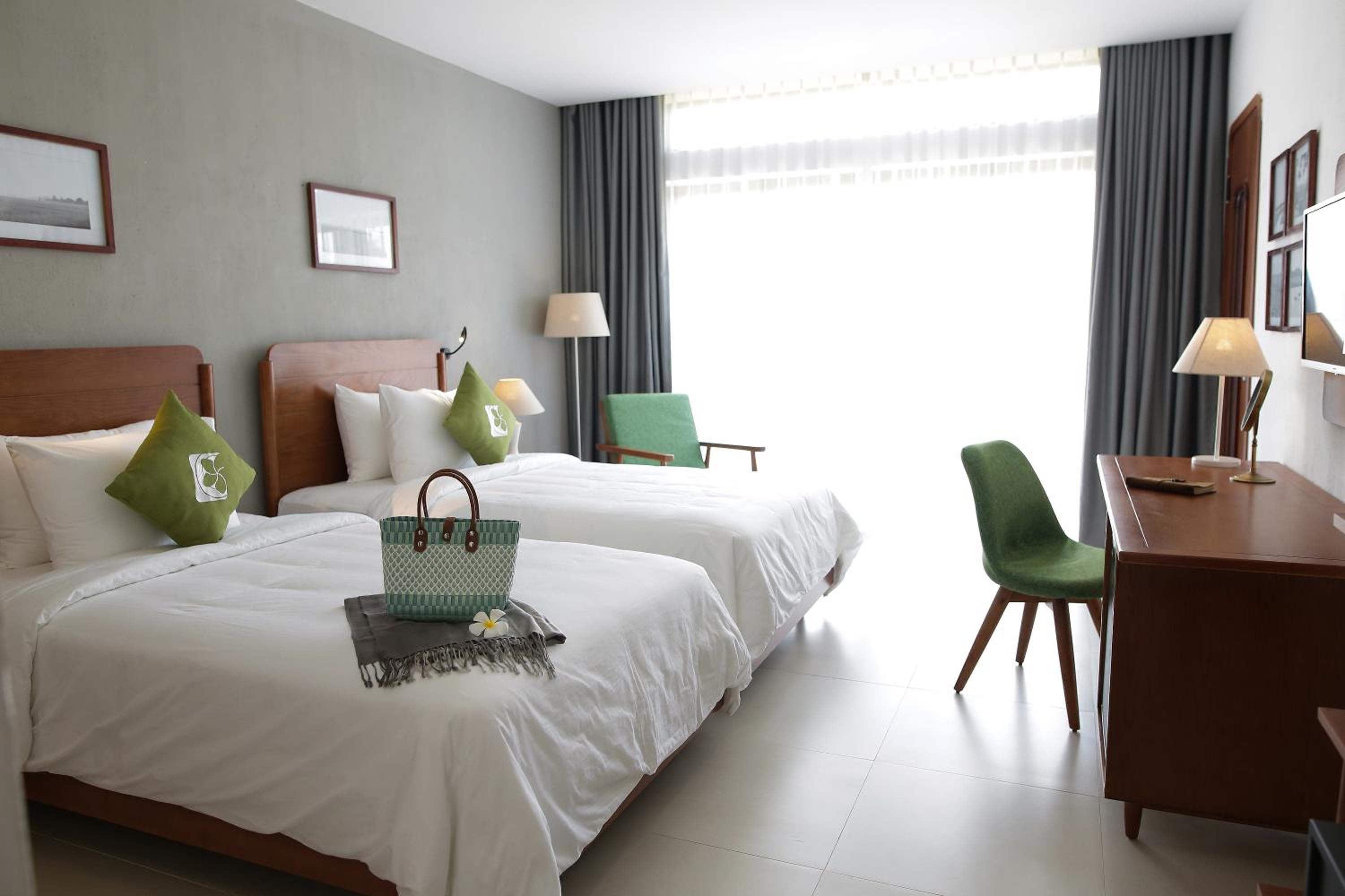 Deluxe Double or Twin Room Rice field View with Balcony  - Photo 8