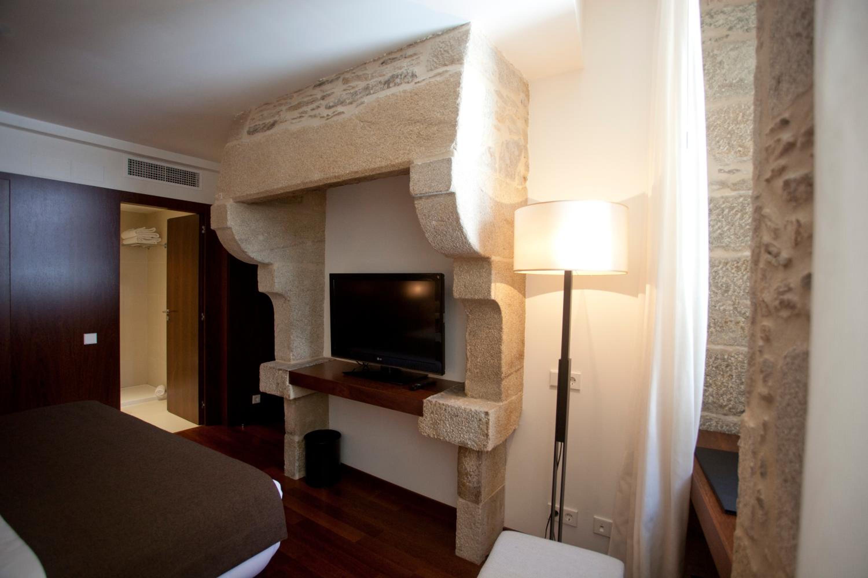 Standard Double Room - Photo 4