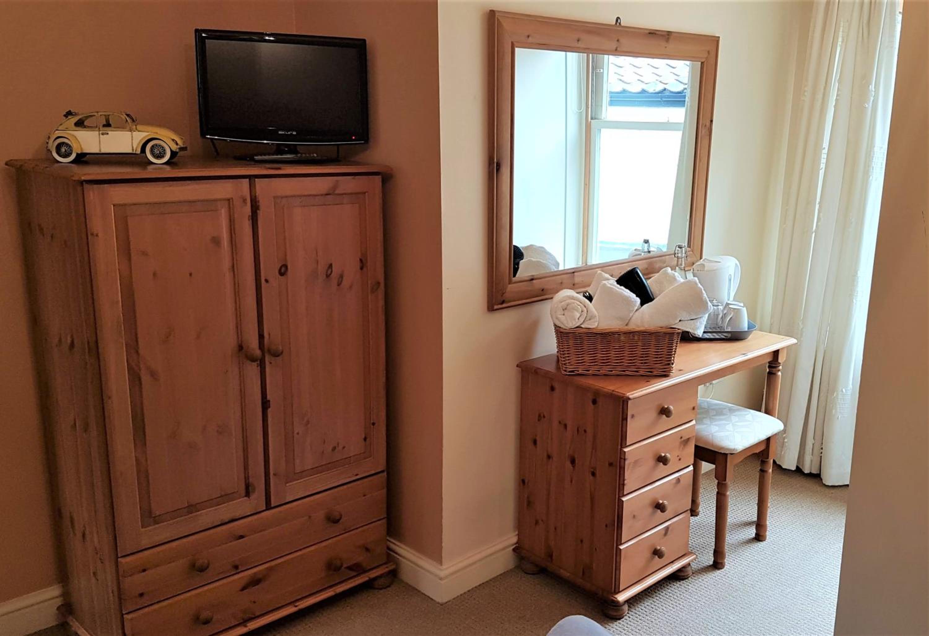 Double Room - Photo 3