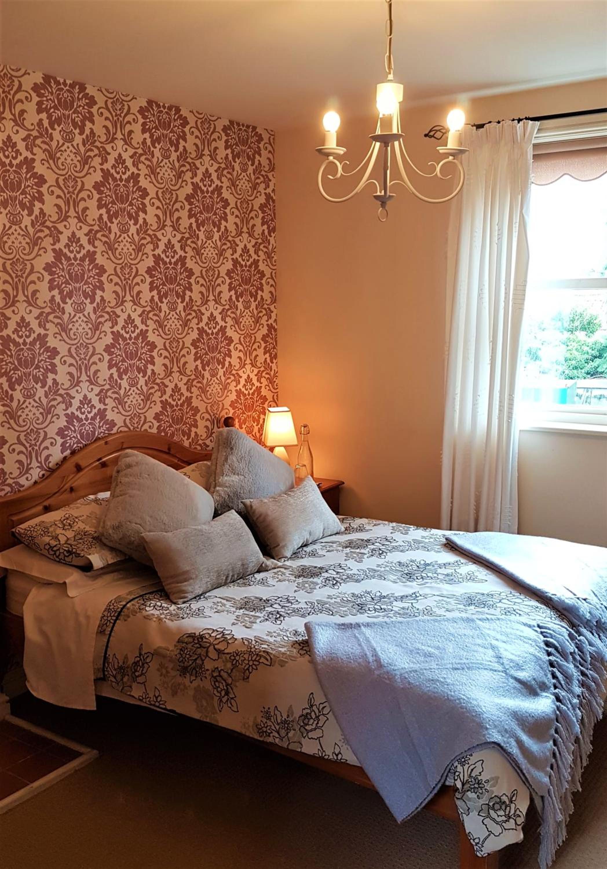 Double Room - Photo 2