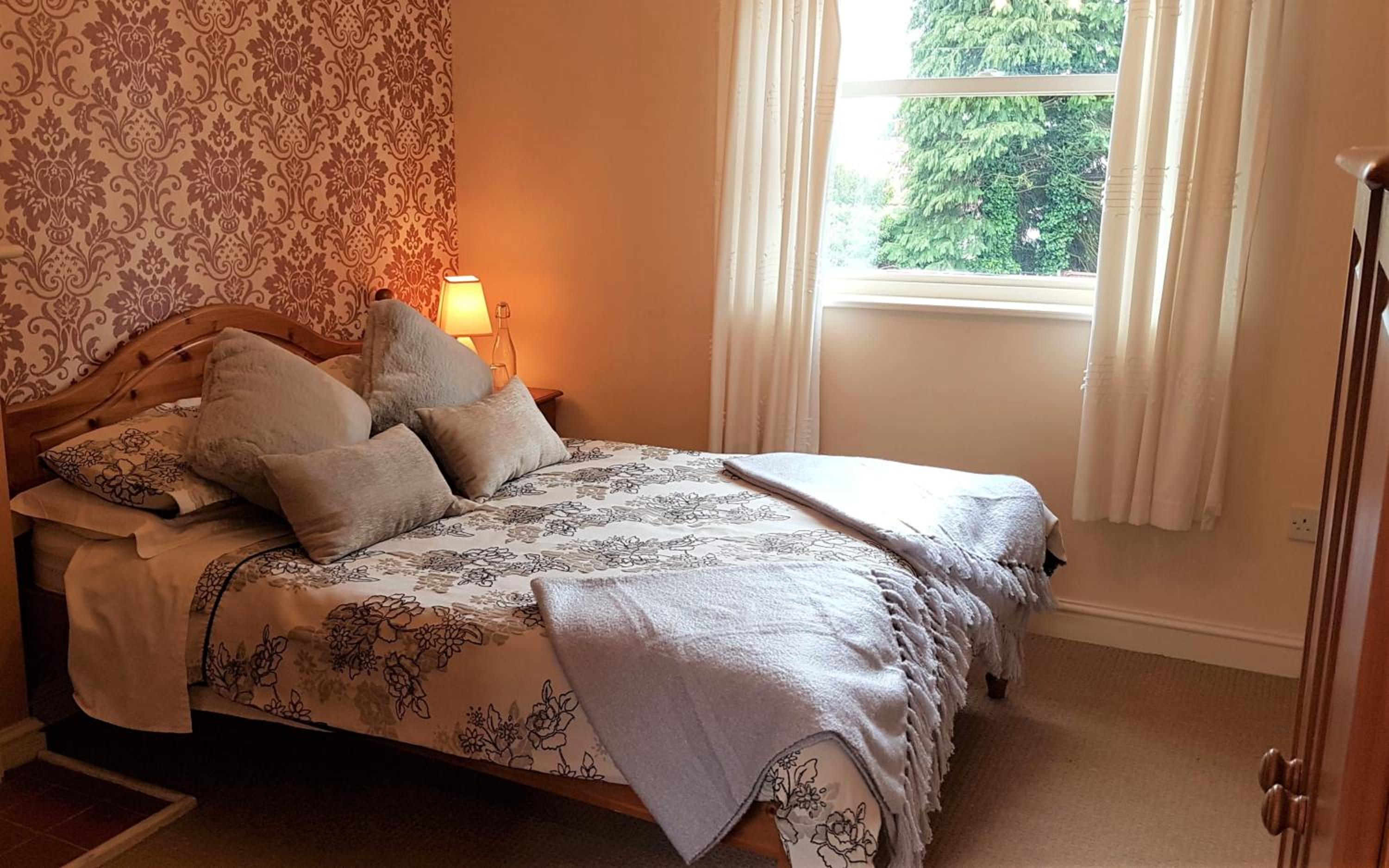Double Room - Photo 6
