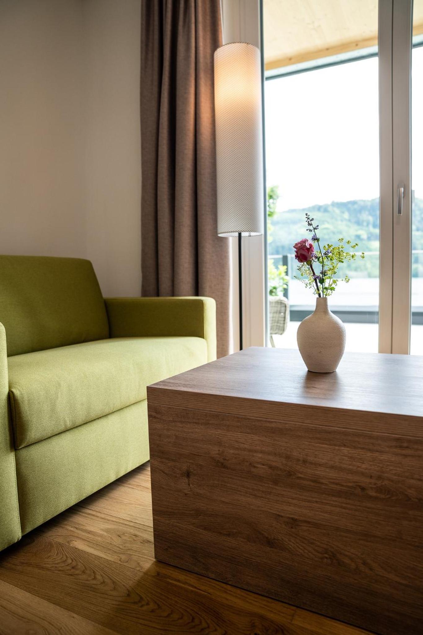 Superior King Suite photo 1