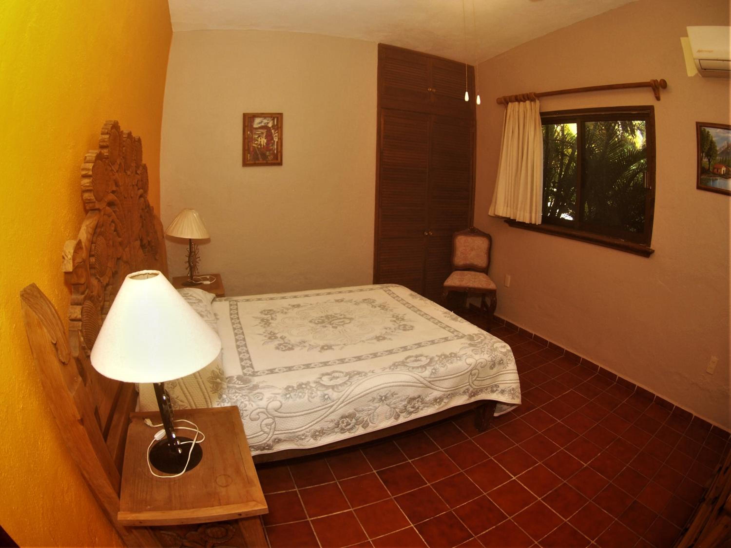 Villa photo 3