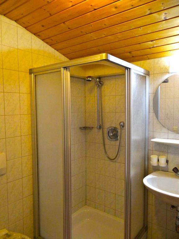 Single Room with Extra Bed photo 3