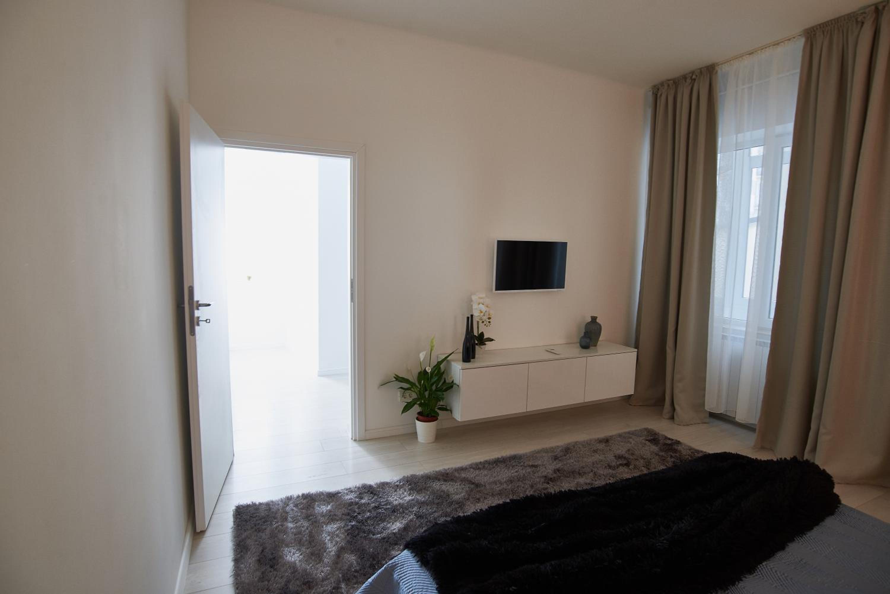 Deluxe Apartment - Photo 9