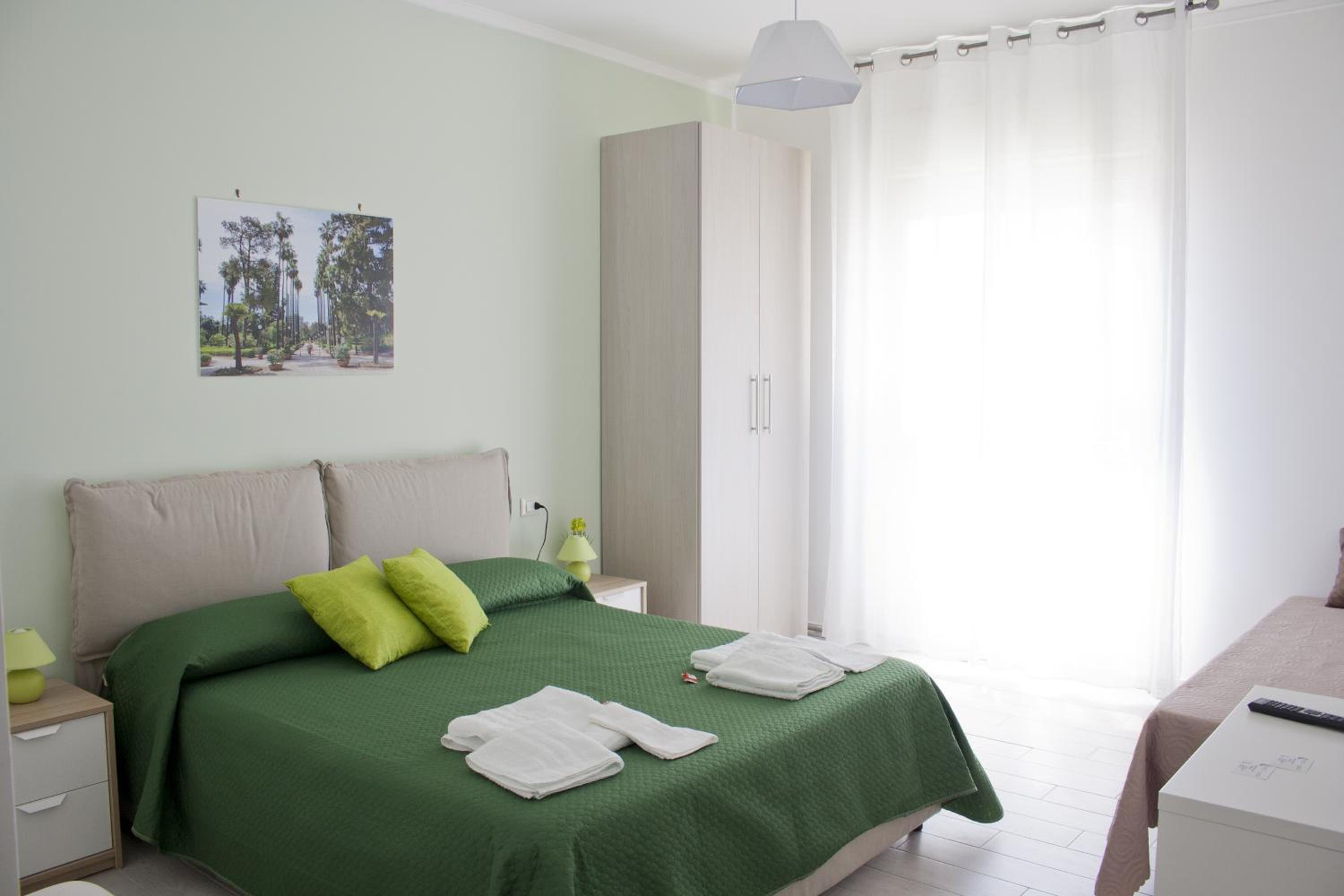 Triple Room with Private Bathroom