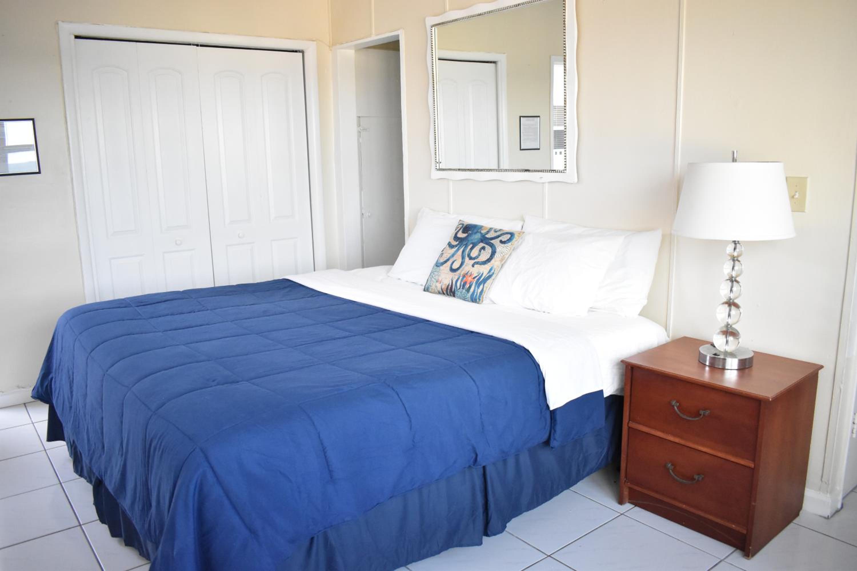 King Room with Sea View - Photo 3