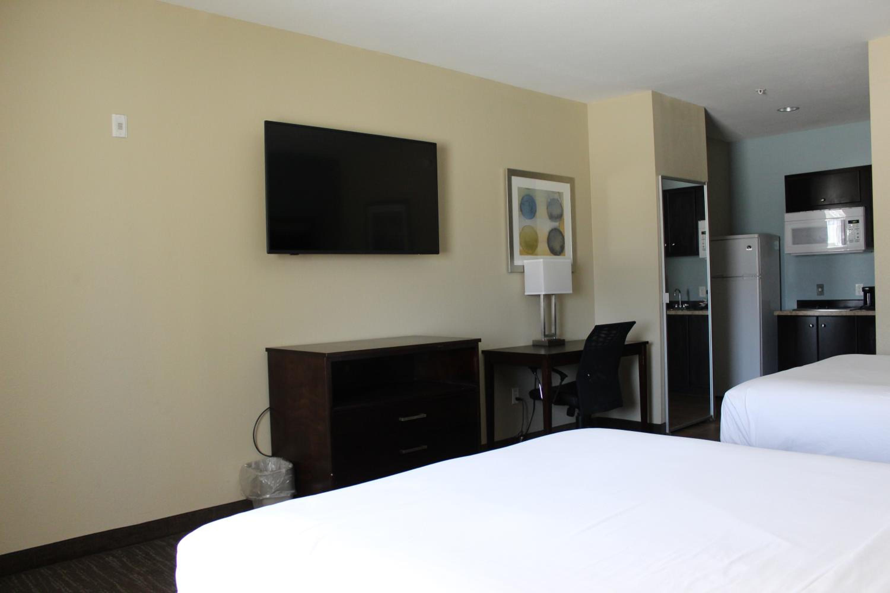 Standard Queen Room photo 1