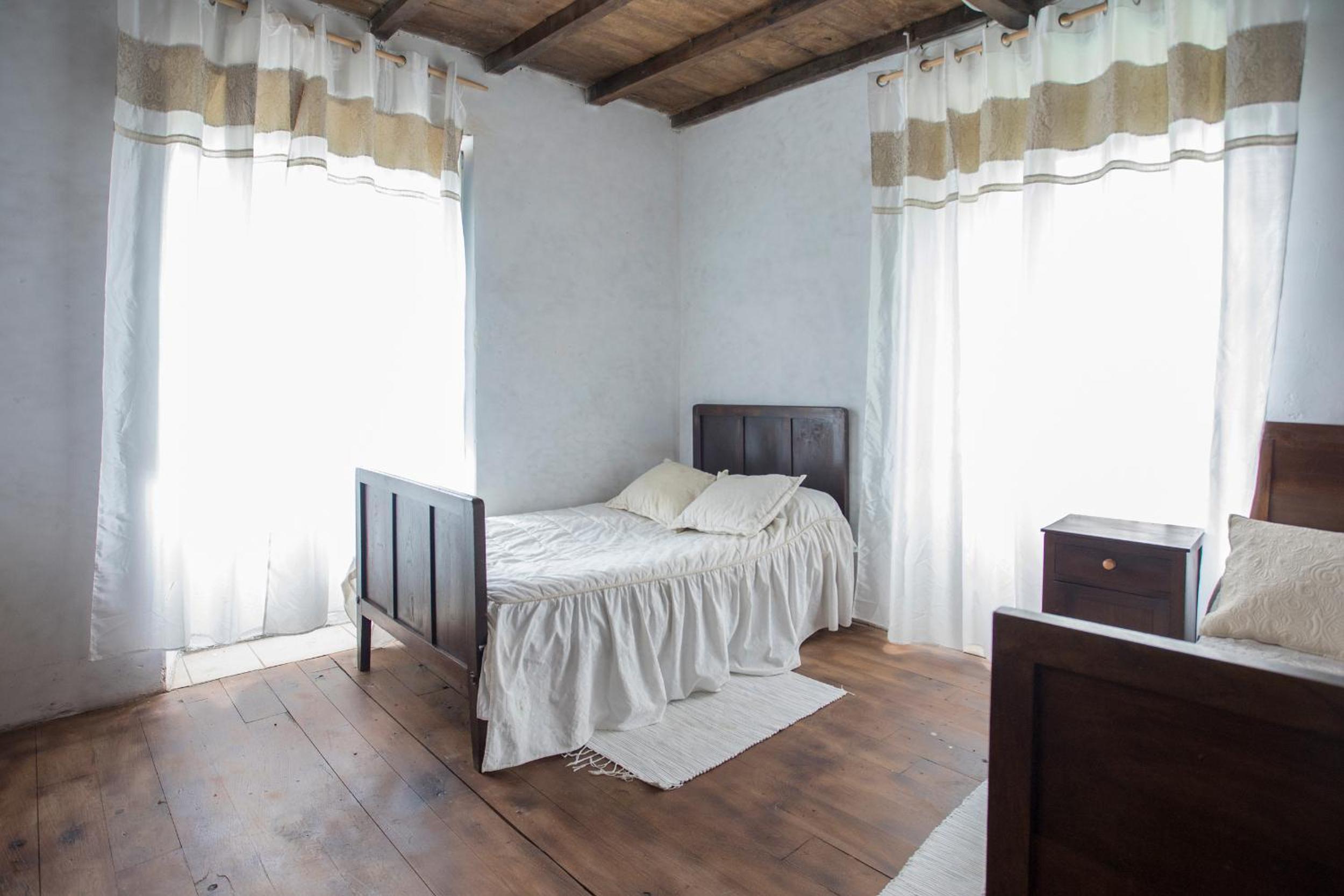 Twin Room - Photo 5