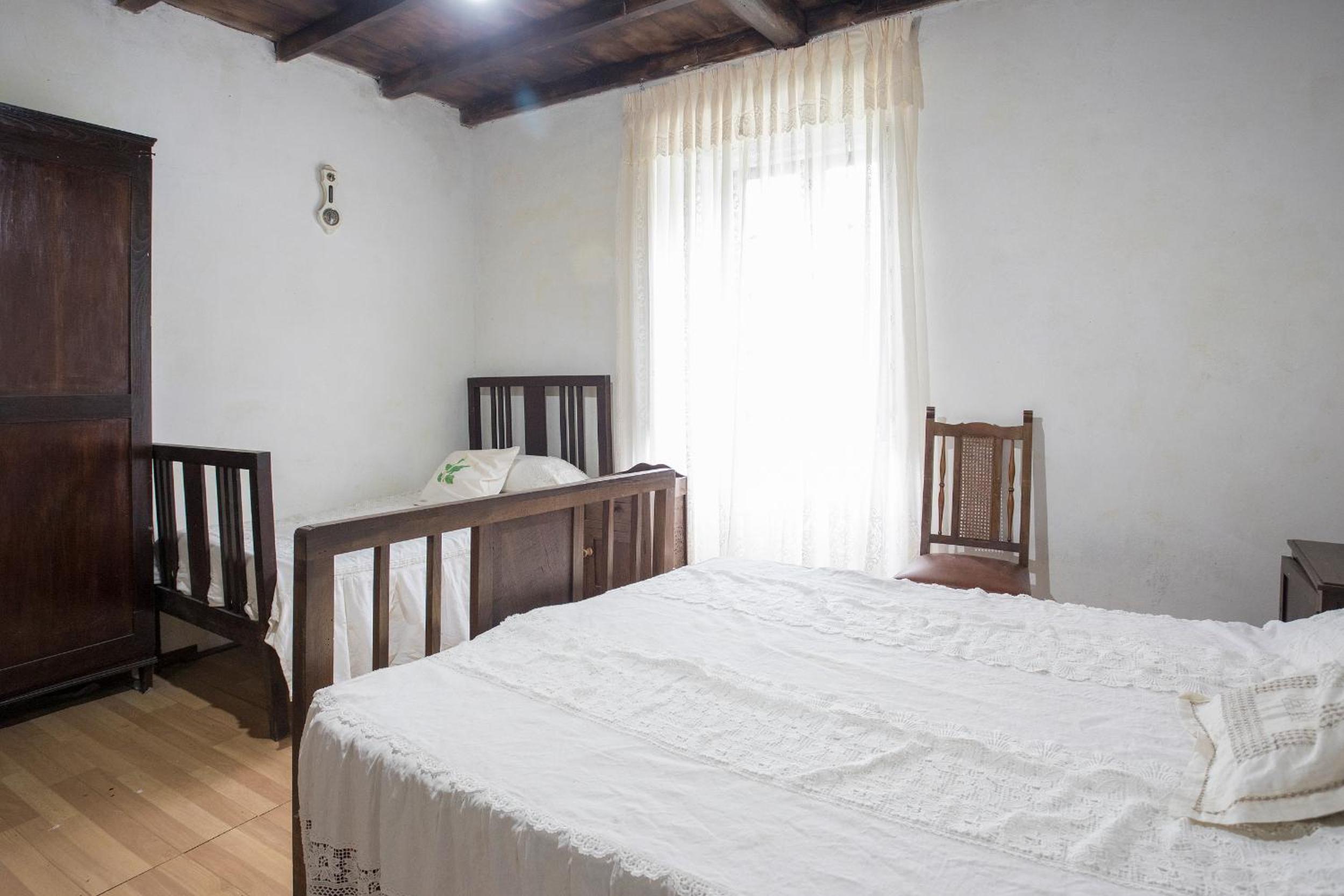 Double Room - Photo 3