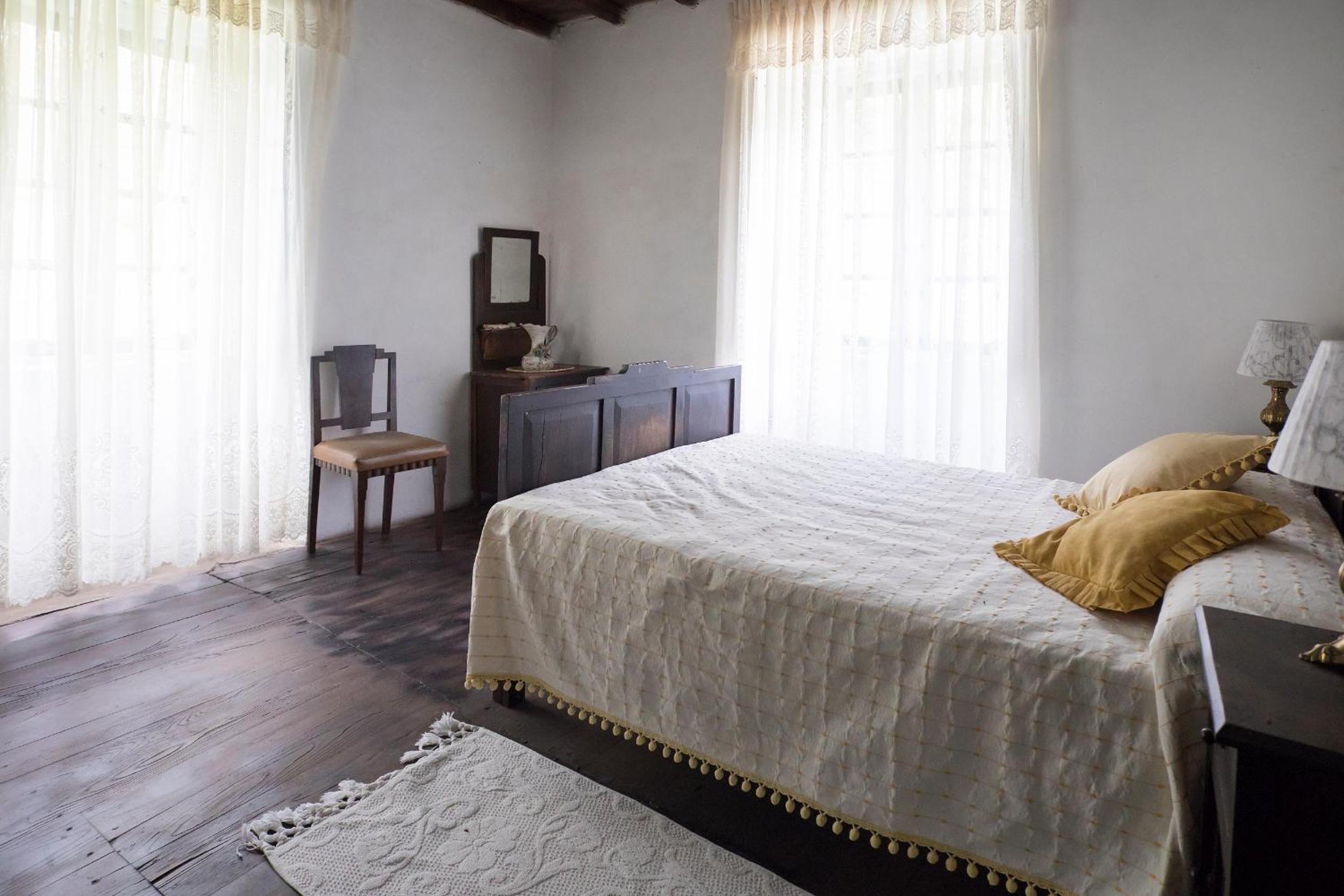 Twin Room - Photo 7