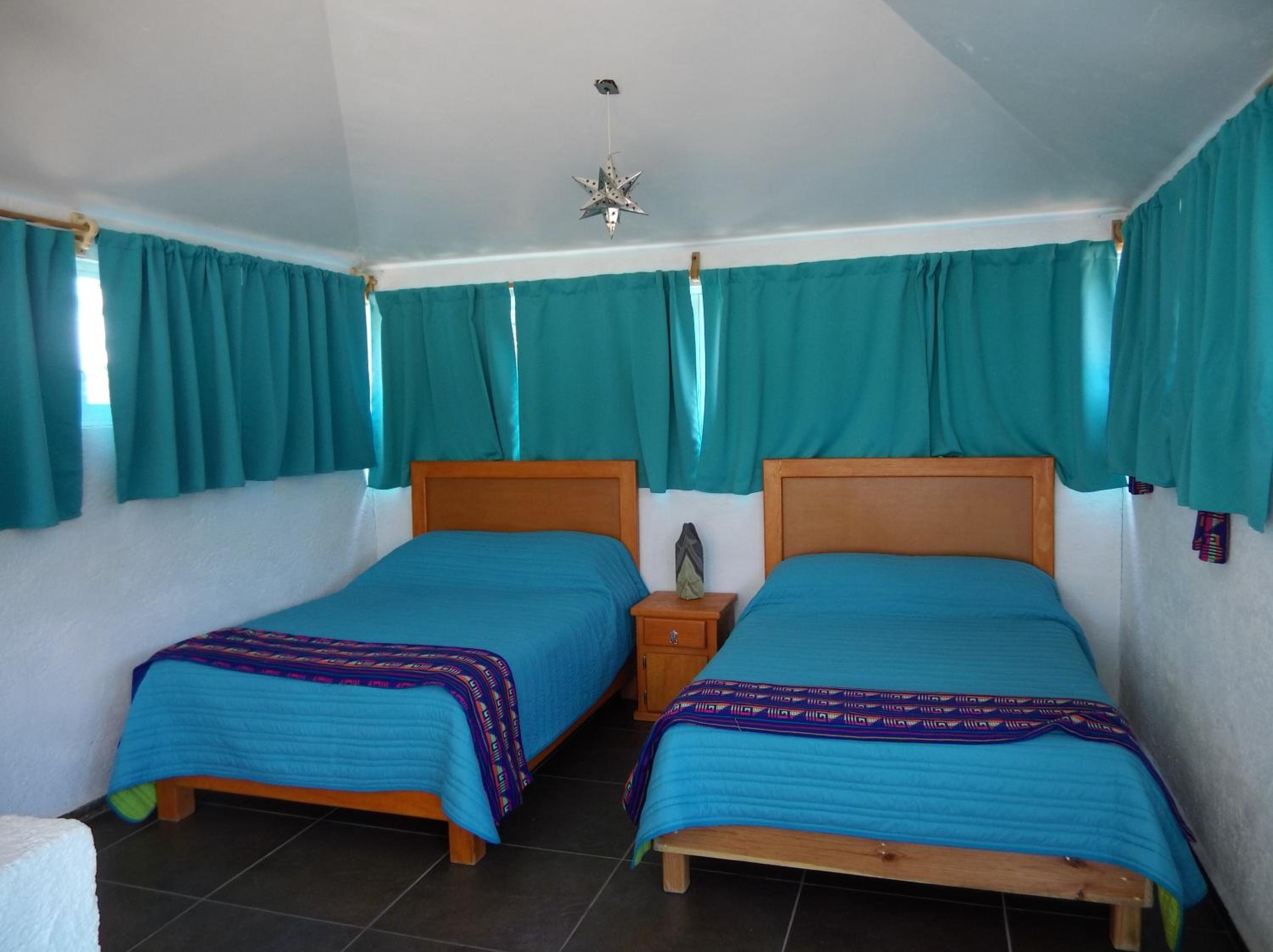 Deluxe Room - Photo 5