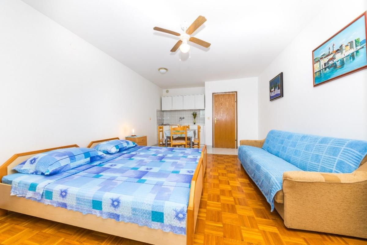 Studio Apartment 2 photo 2