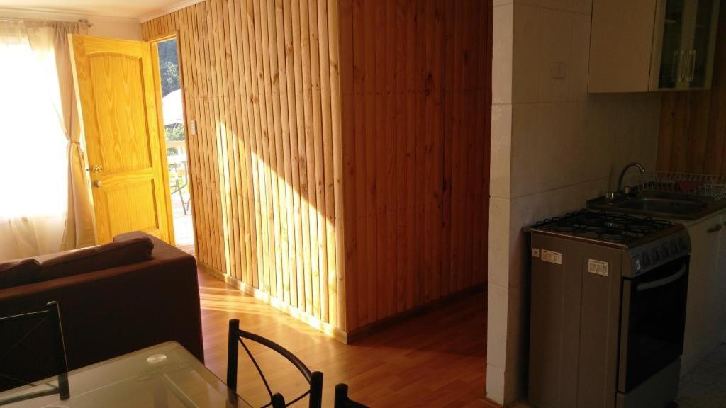 Three-Bedroom Cottage photo 2