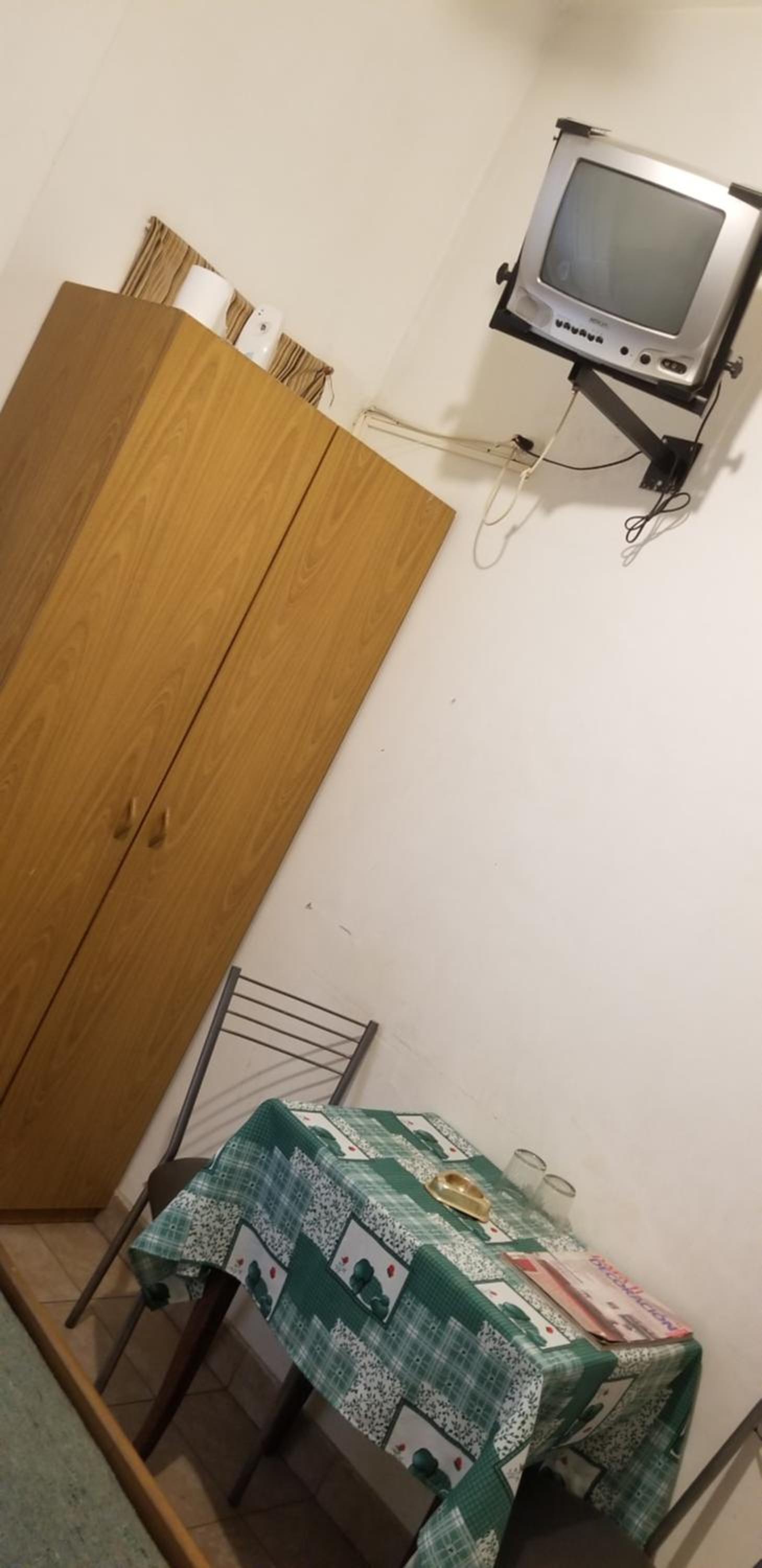 Double Room with Private Bathroom - Photo 6