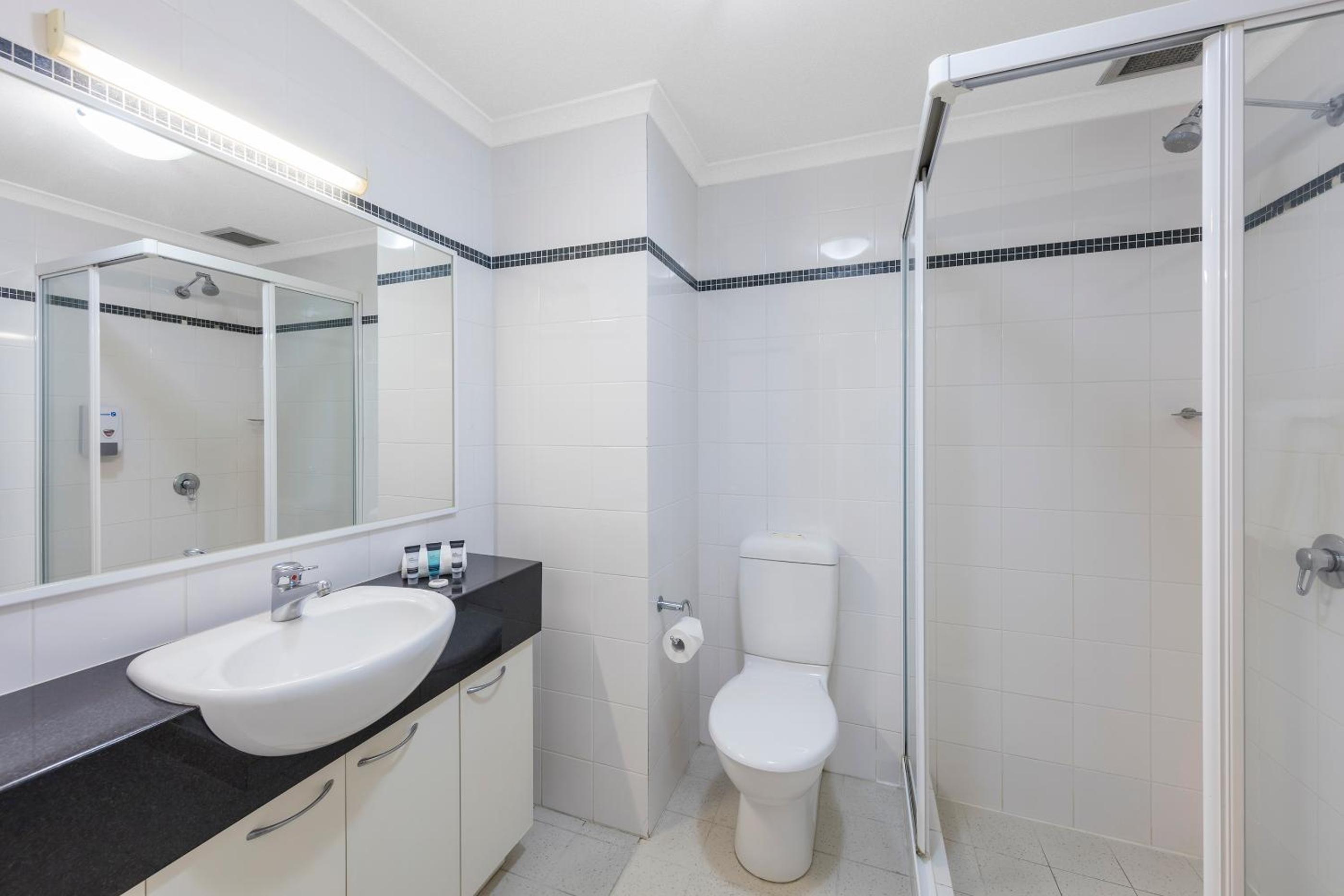 Two-Bedroom Apartment with 2 Bathrooms