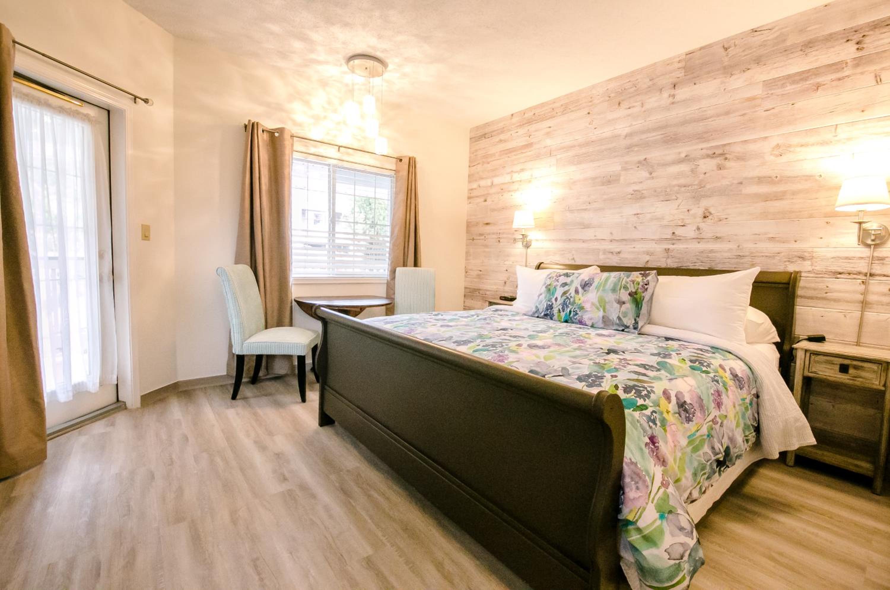 Superior King Room - Adults Only