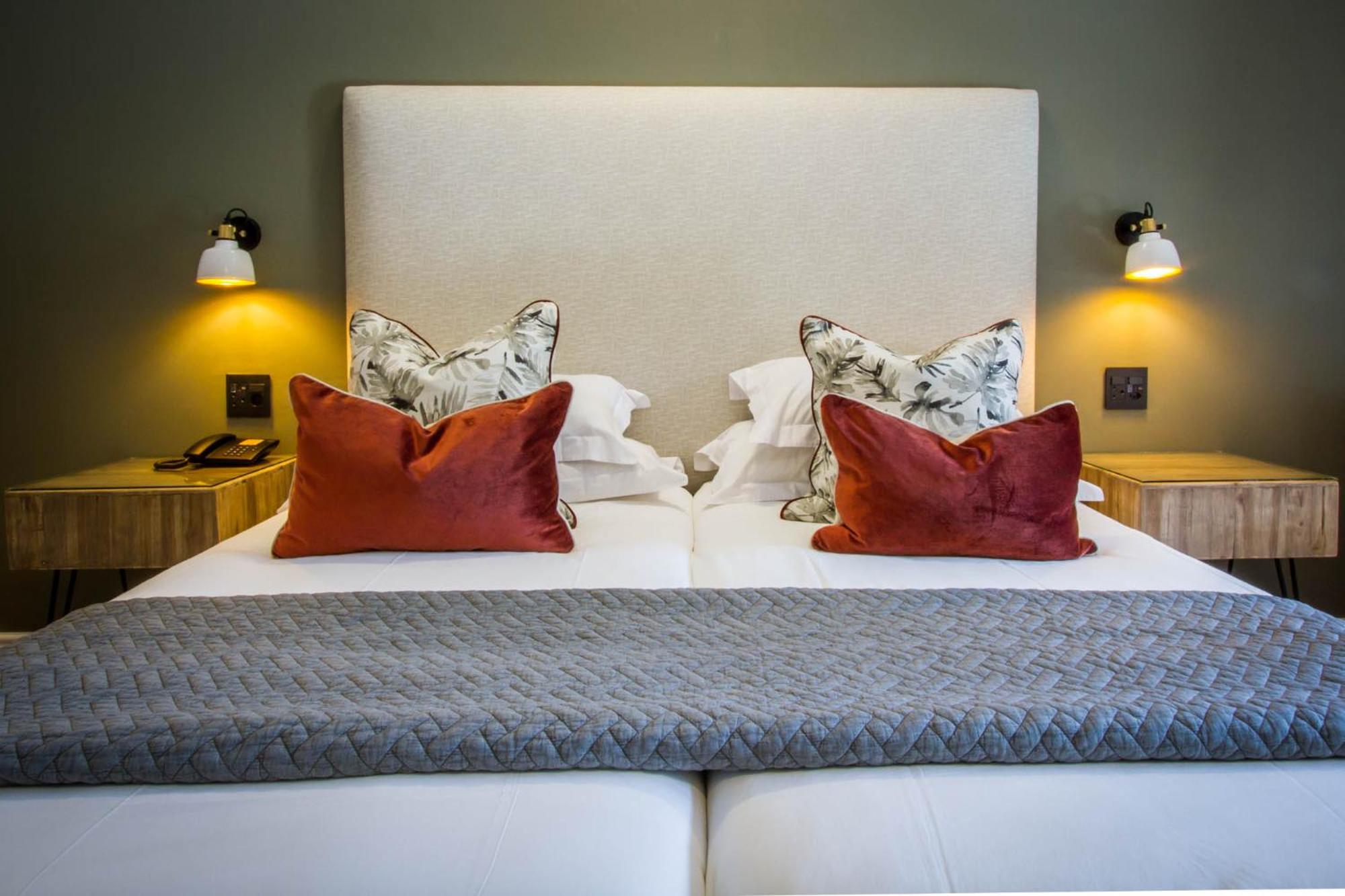 Superior Room – King or Twin - Photo 5