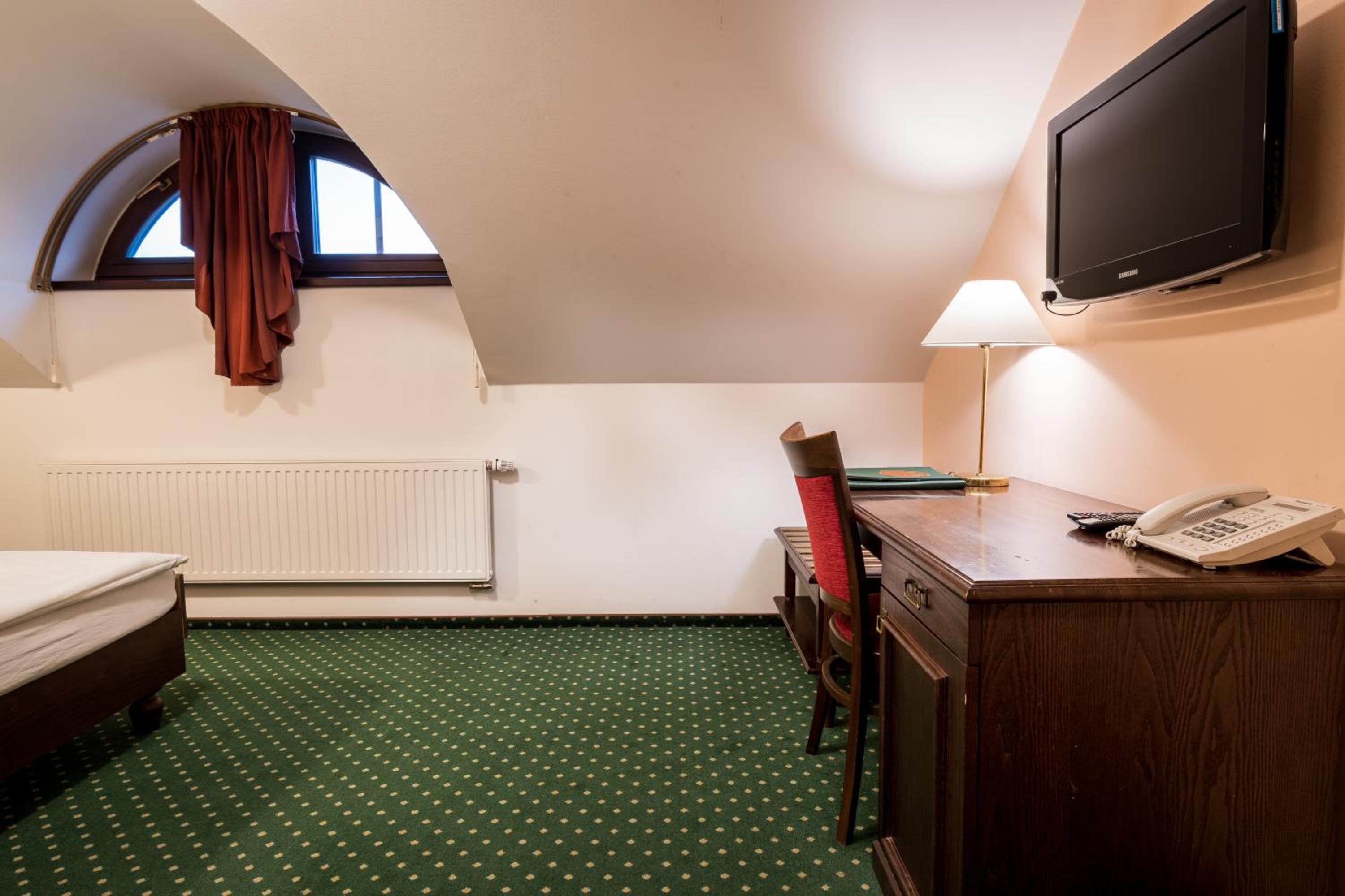 Deluxe Double Room photo 2