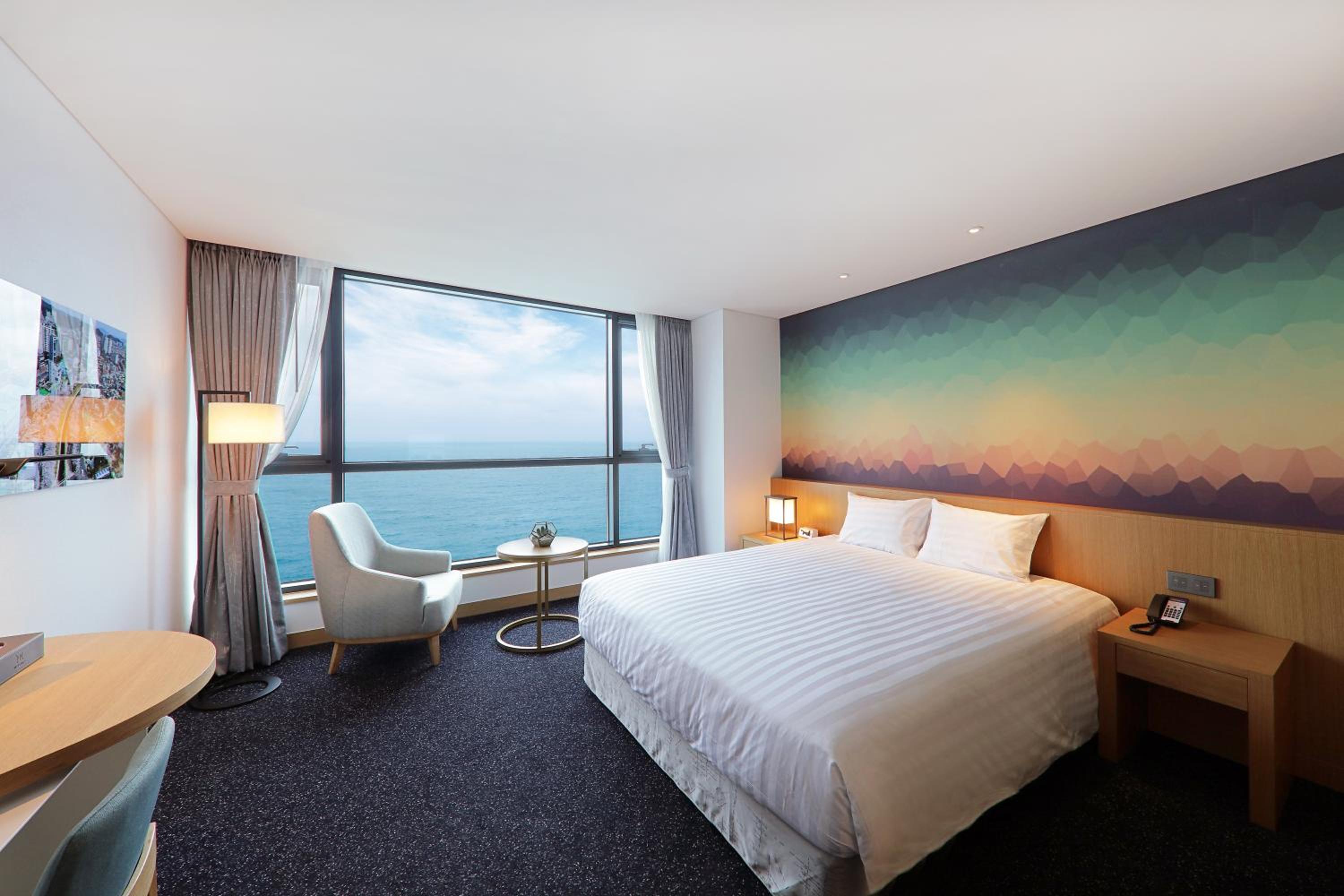 Privilege King Room with Ocean View - Photo 3