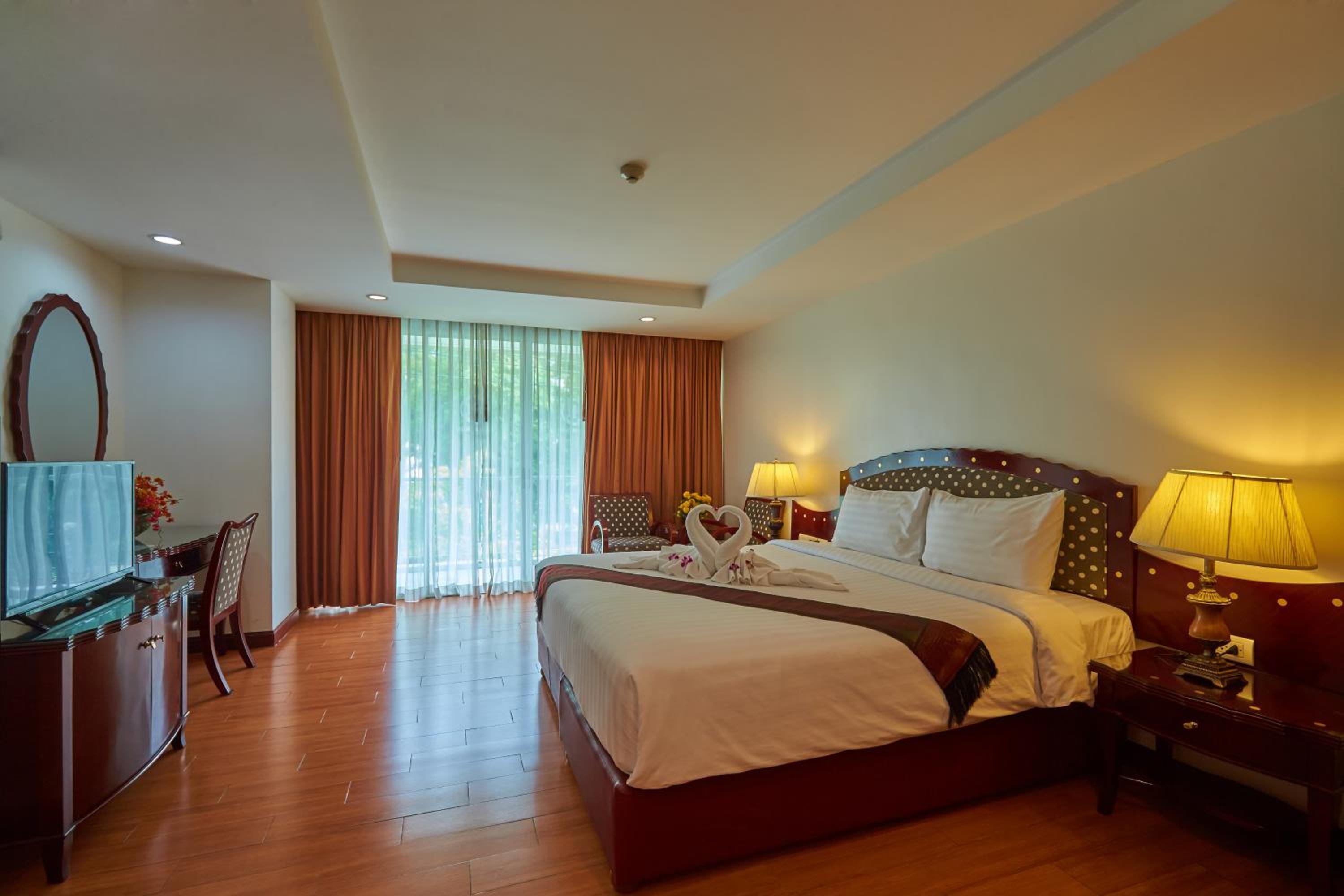 Superior King Room photo 1