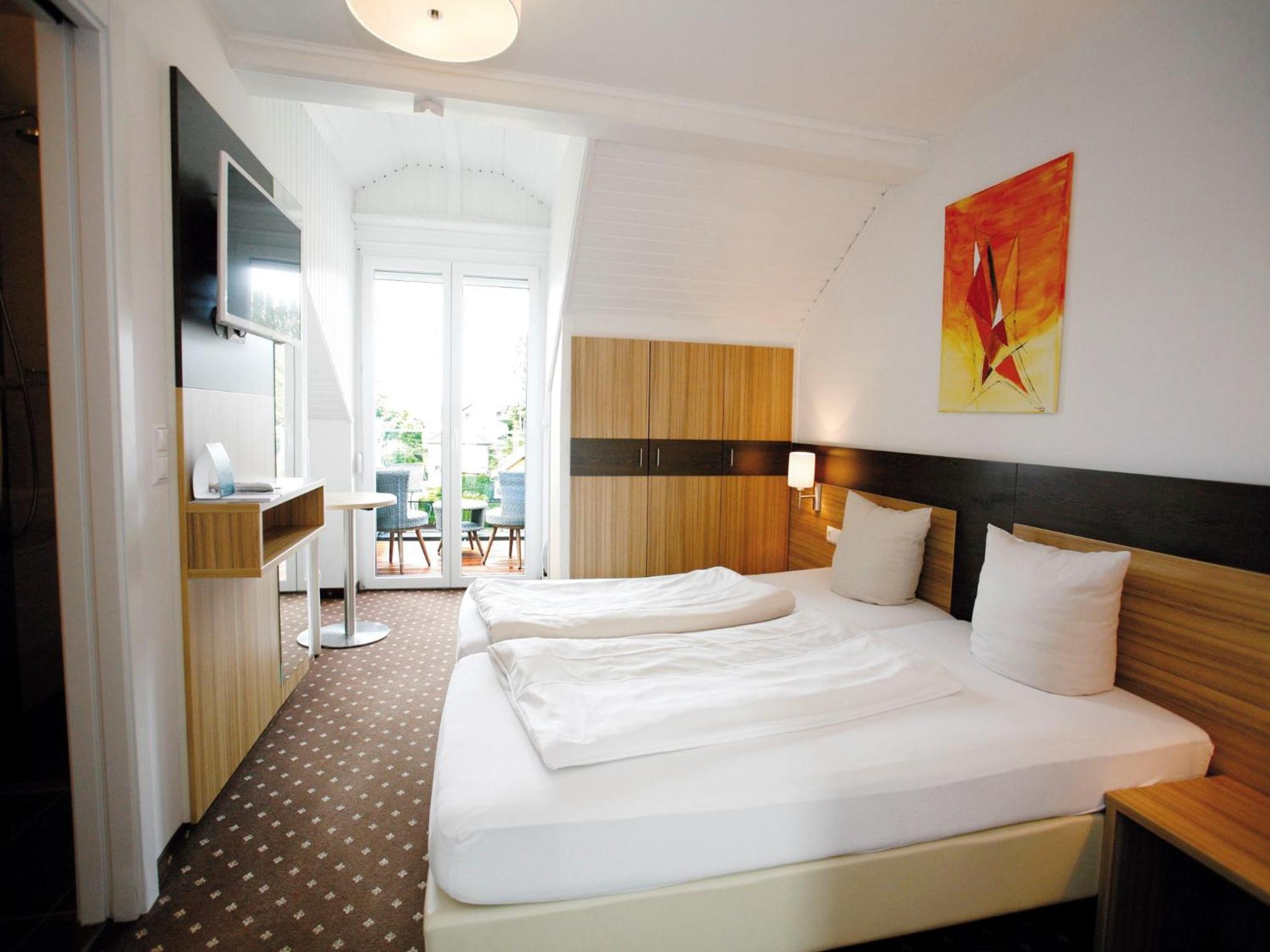 Double Room with Balcony - Photo 1