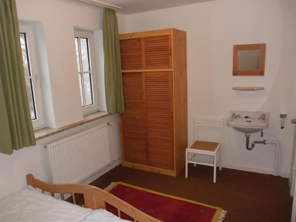 Four-Bedroom House photo 1