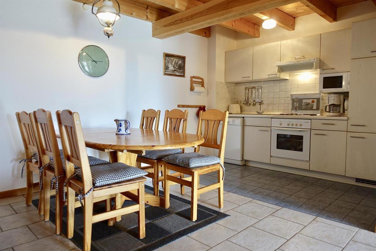 Apartment with Terrace photo 3