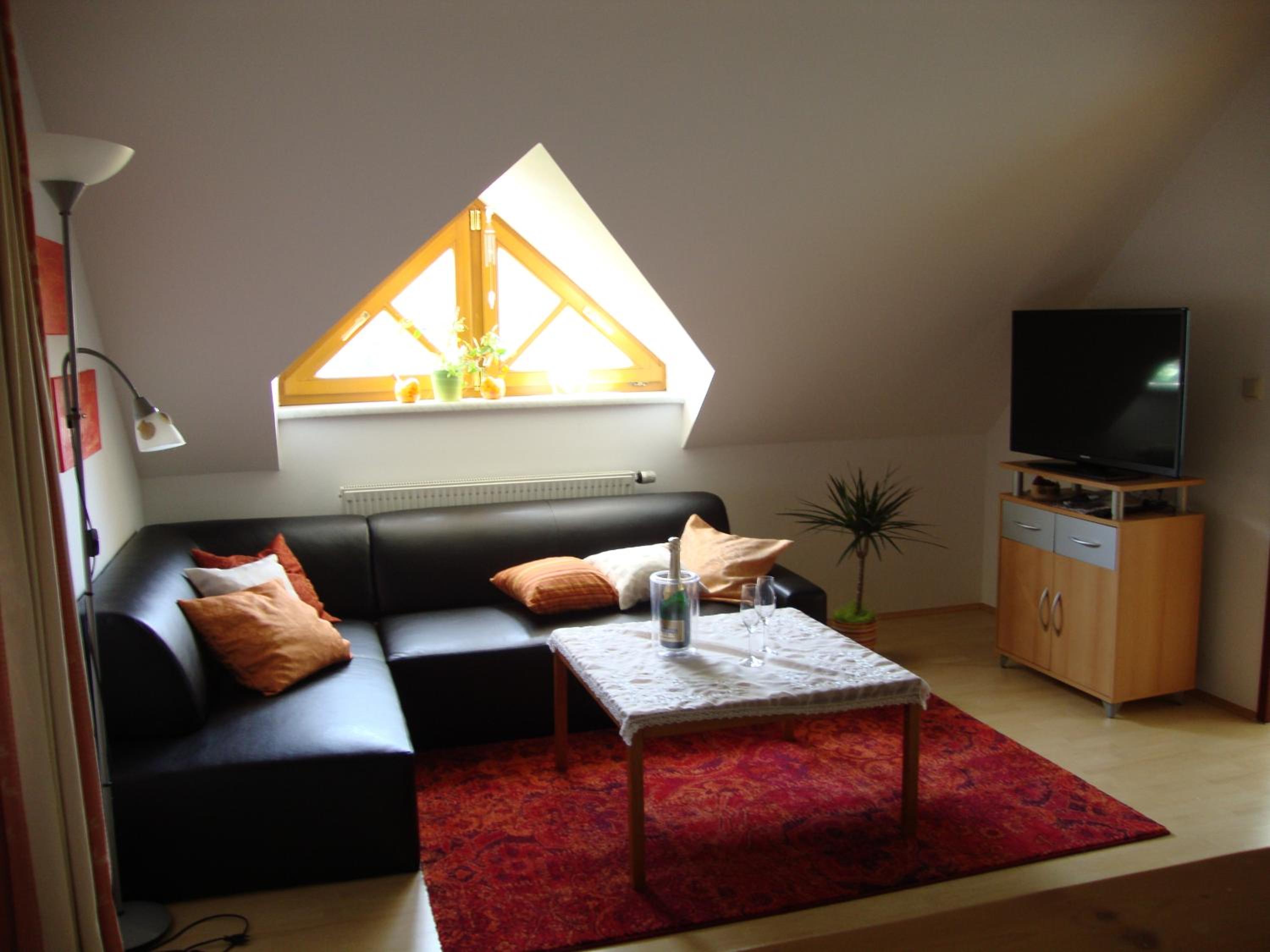 Two-Bedroom Apartment with Balcony photo 2
