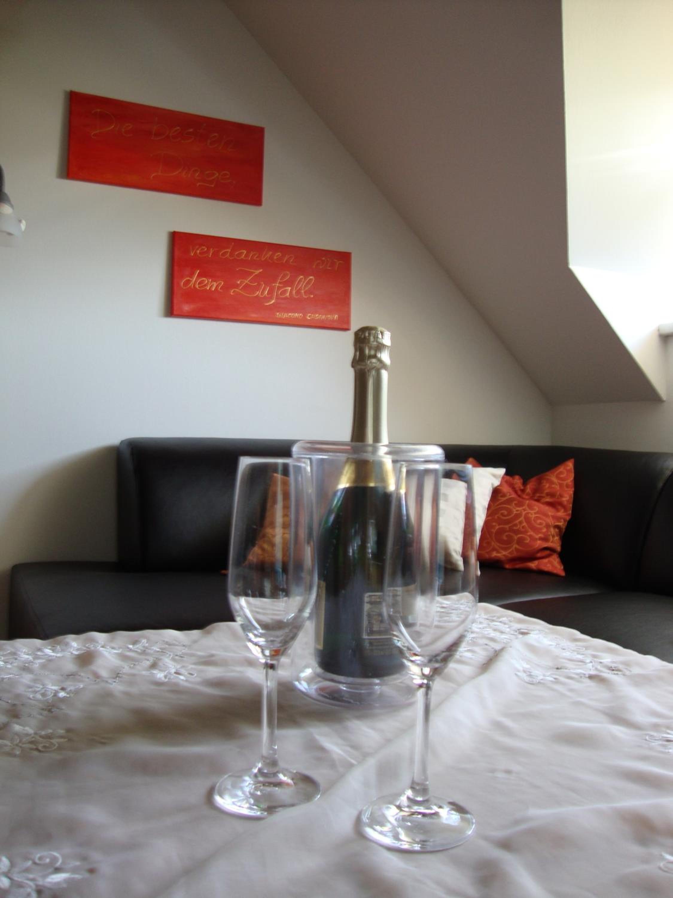 Two-Bedroom Apartment with Balcony photo 3