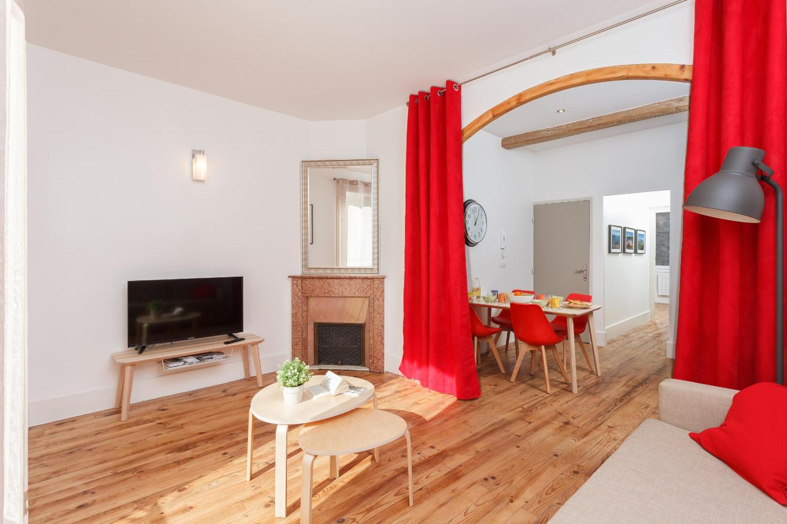 Superior Apartment