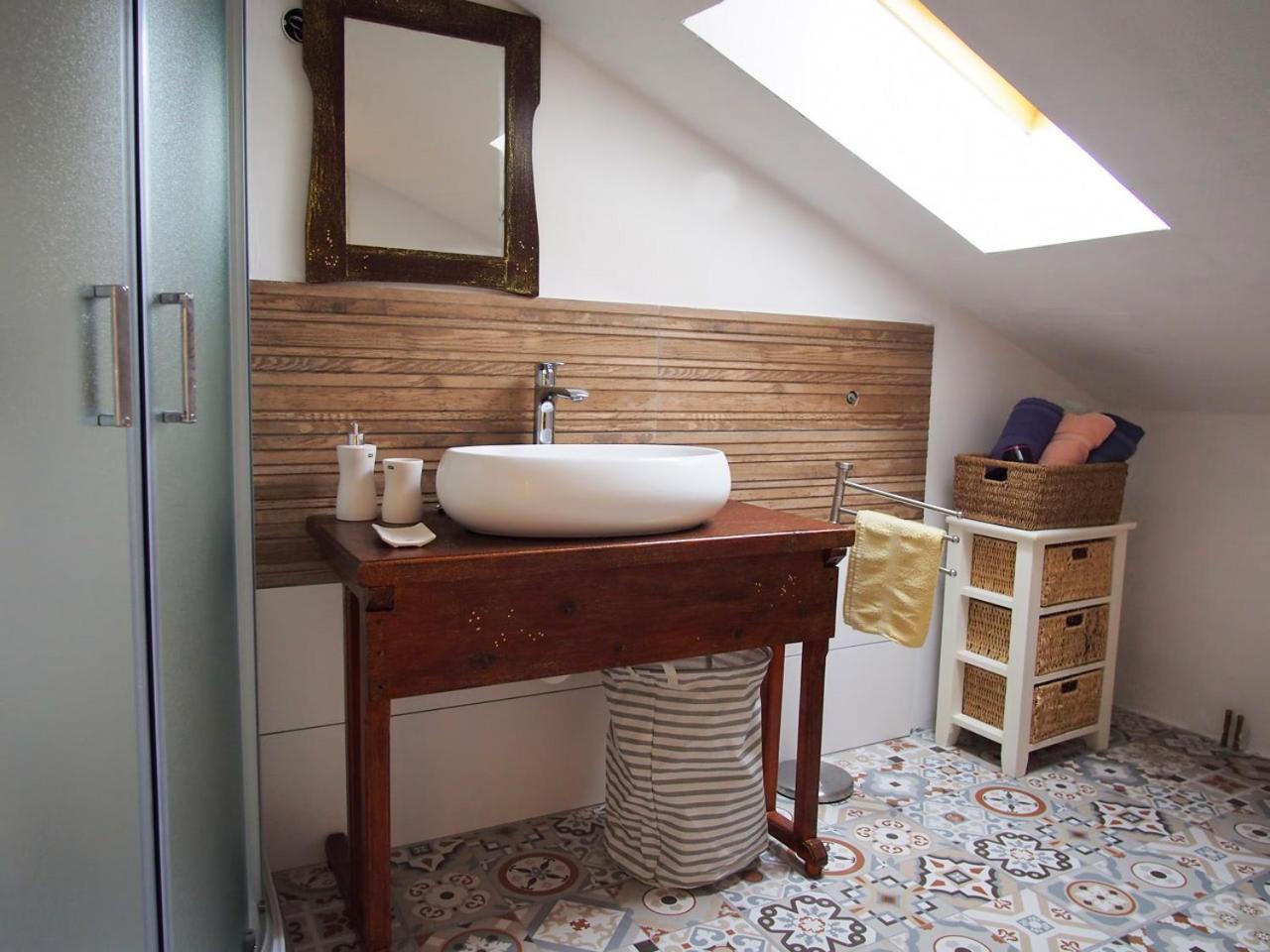 Two-Bedroom Apartment - Photo 25