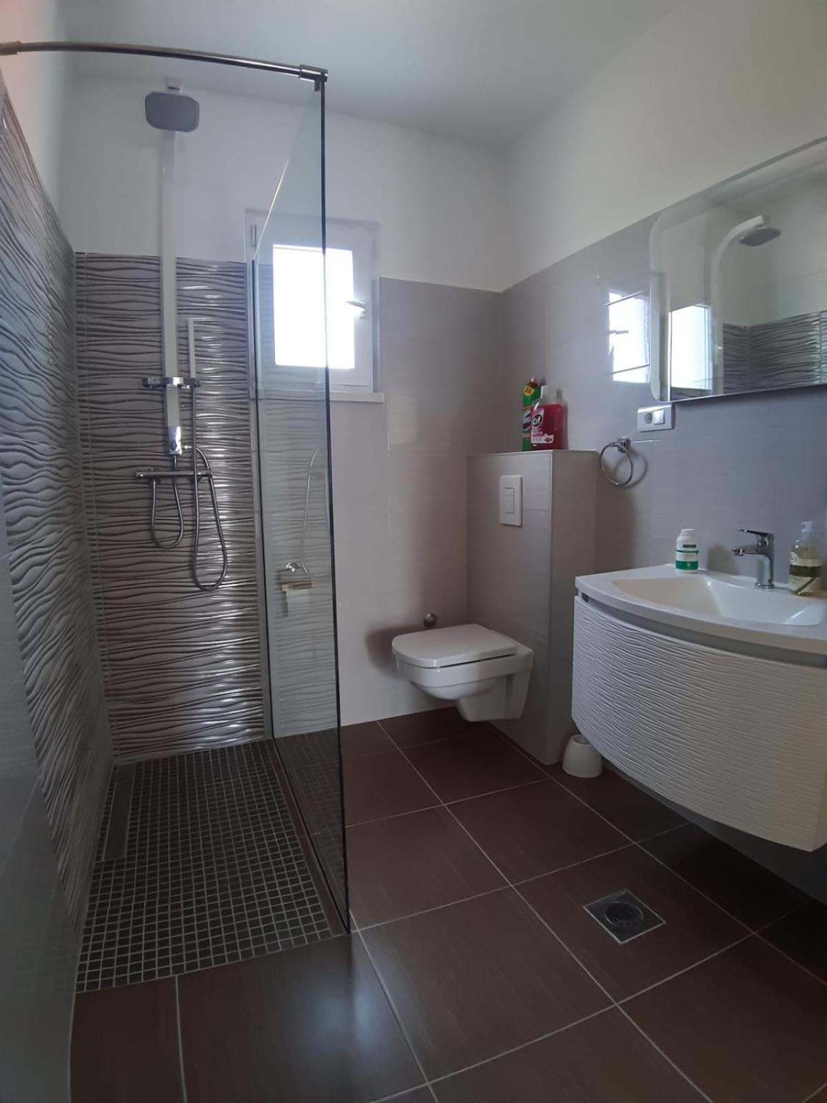 Two-Bedroom Apartment - Photo 3