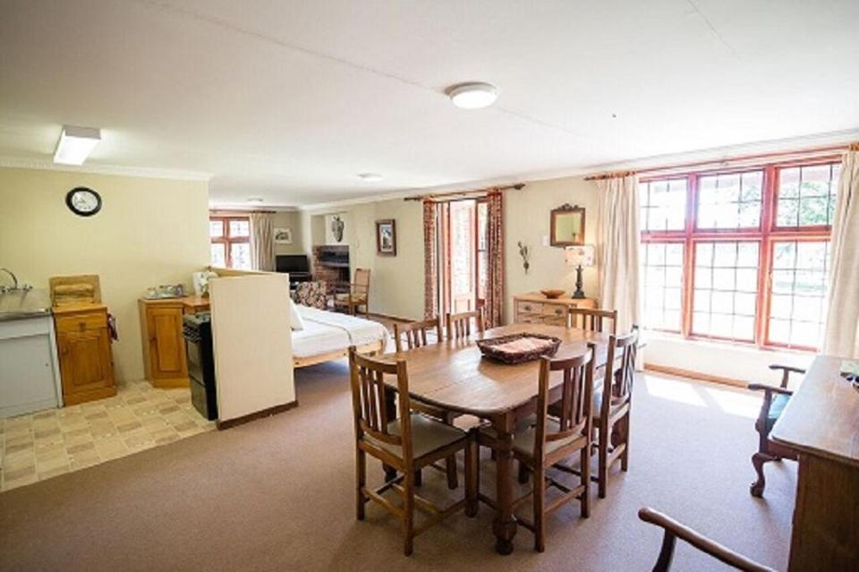 Two-Bedroom Apartment - Photo 1